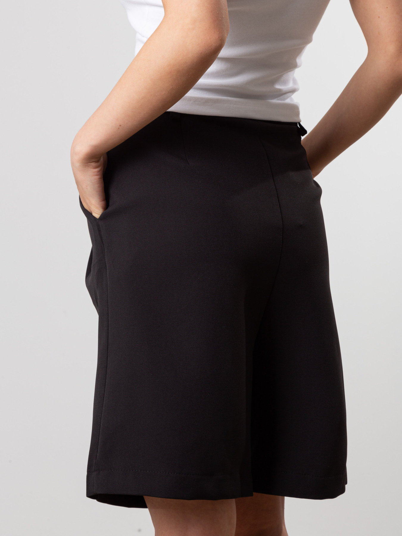 Шорты Famo модель BR-241002_01 Фото