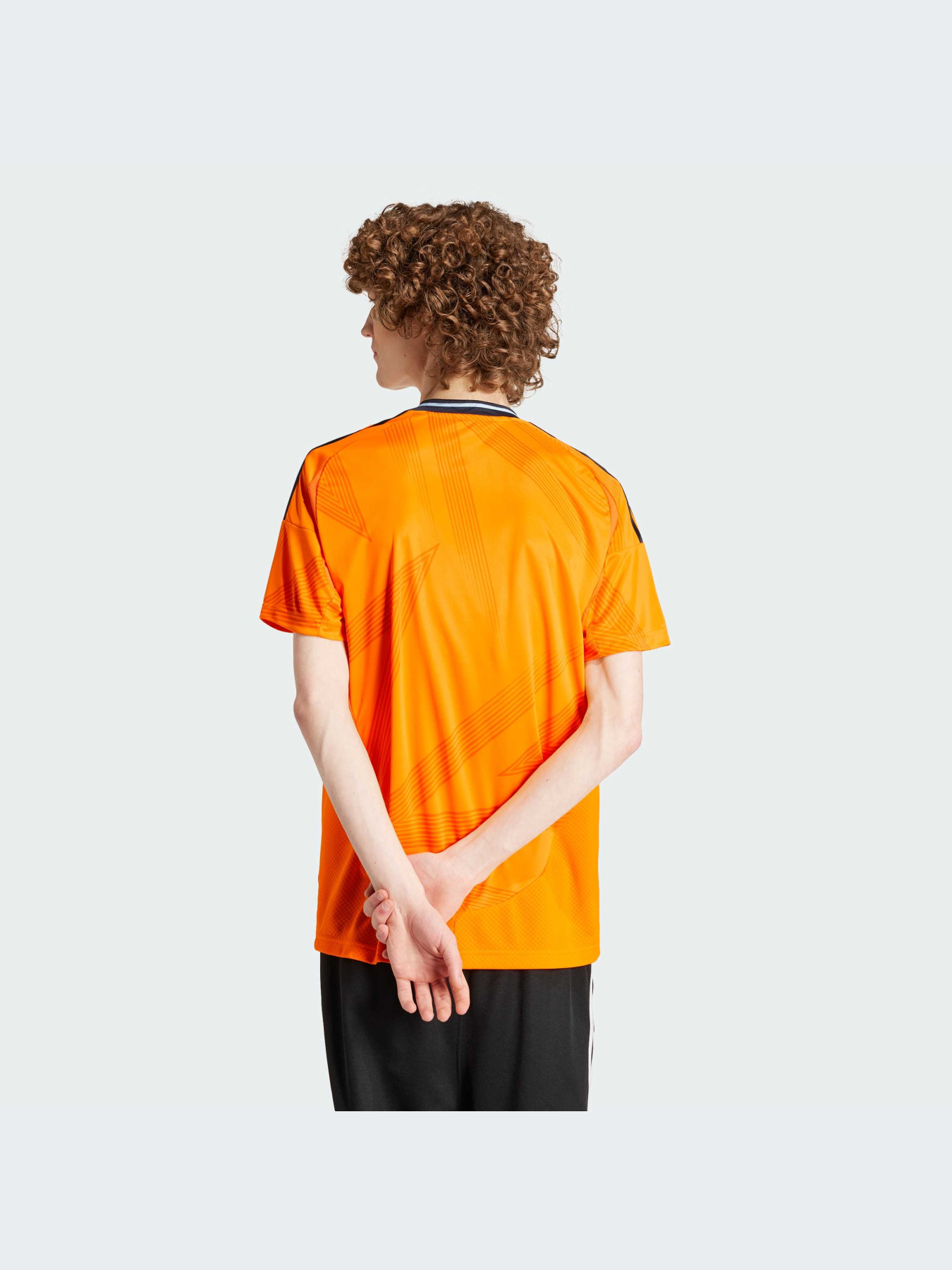 Спортивна футболка Adidas модель IU5013 Спортивна футболка Adidas модель IU5013 Фото