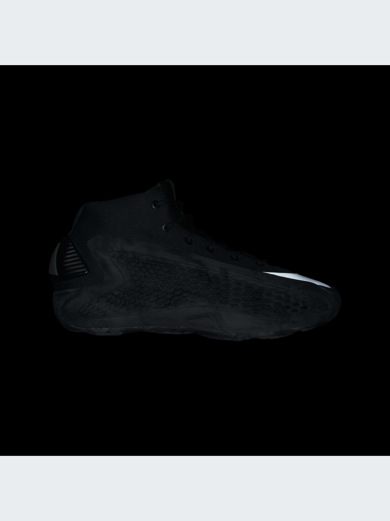 Кроссовки для бега Adidas модель IG6668 Фото