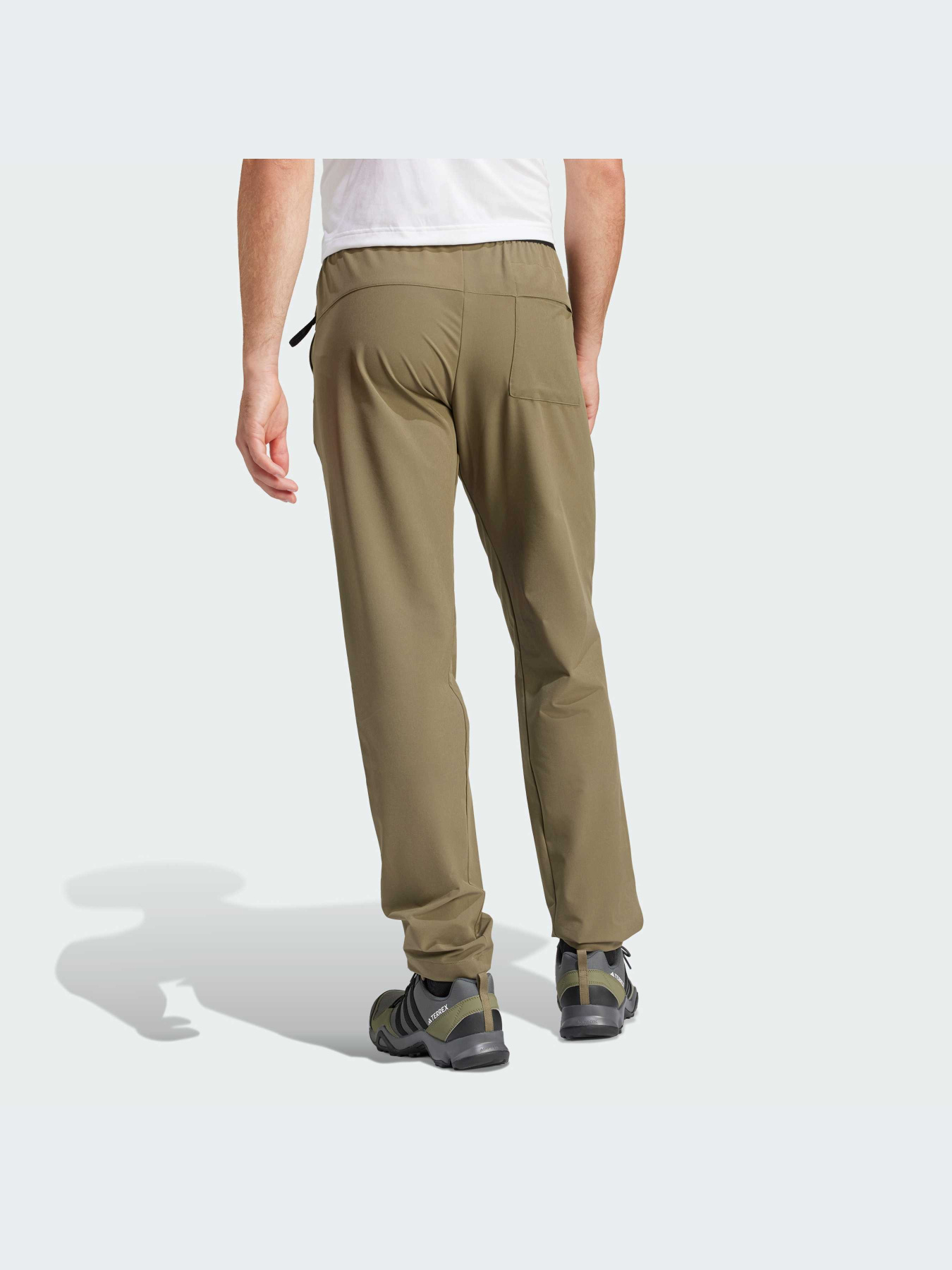 Штани спортивні Adidas модель IQ3510 Фото