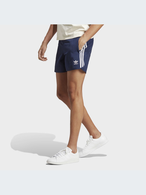 Повседневные шорты Adidas модель IB9952 Фото