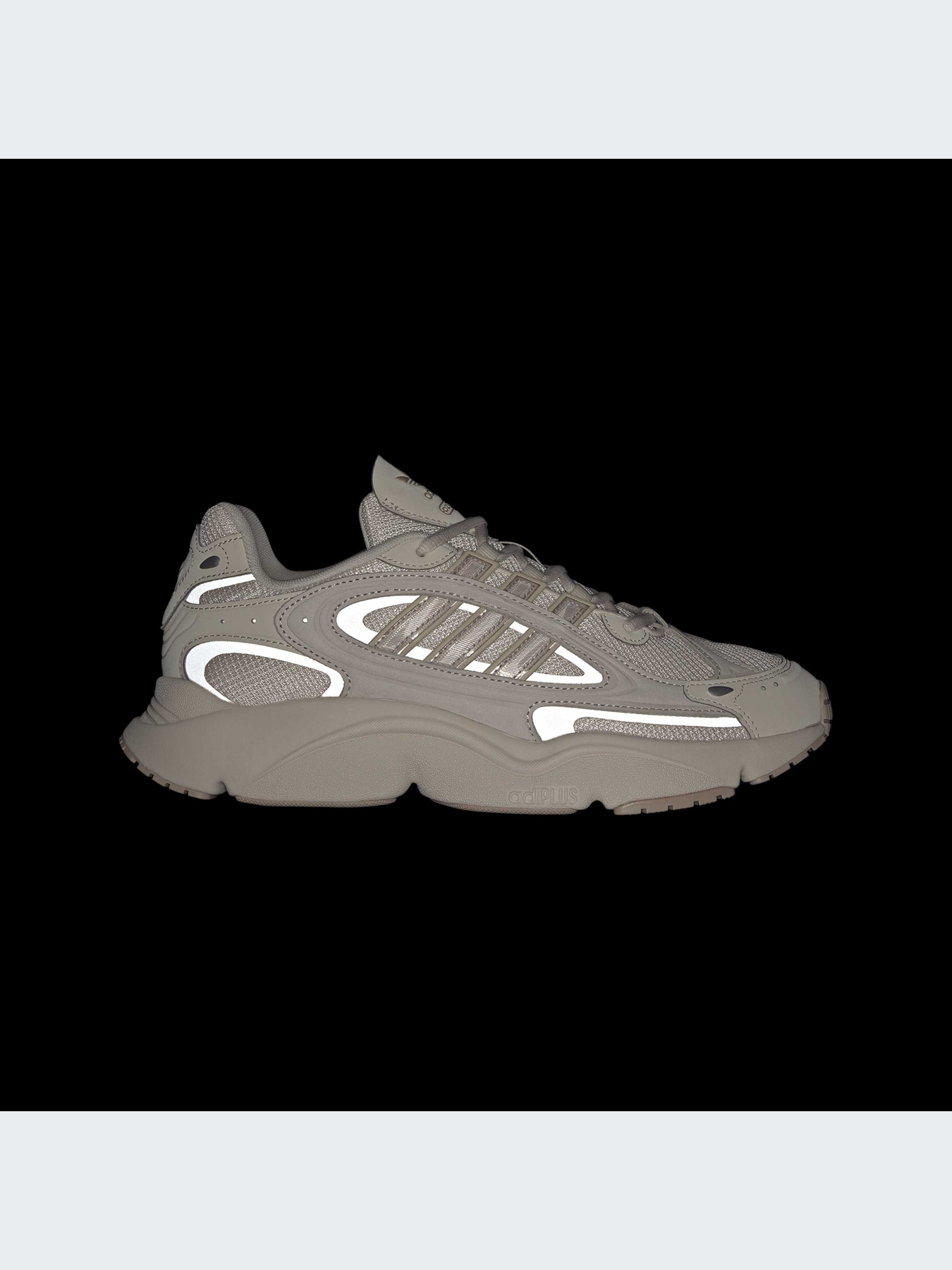 Кросівки повсякденні Adidas Ozweego модель IF9597 Кросівки повсякденні Adidas Ozweego модель IF9597 Фото