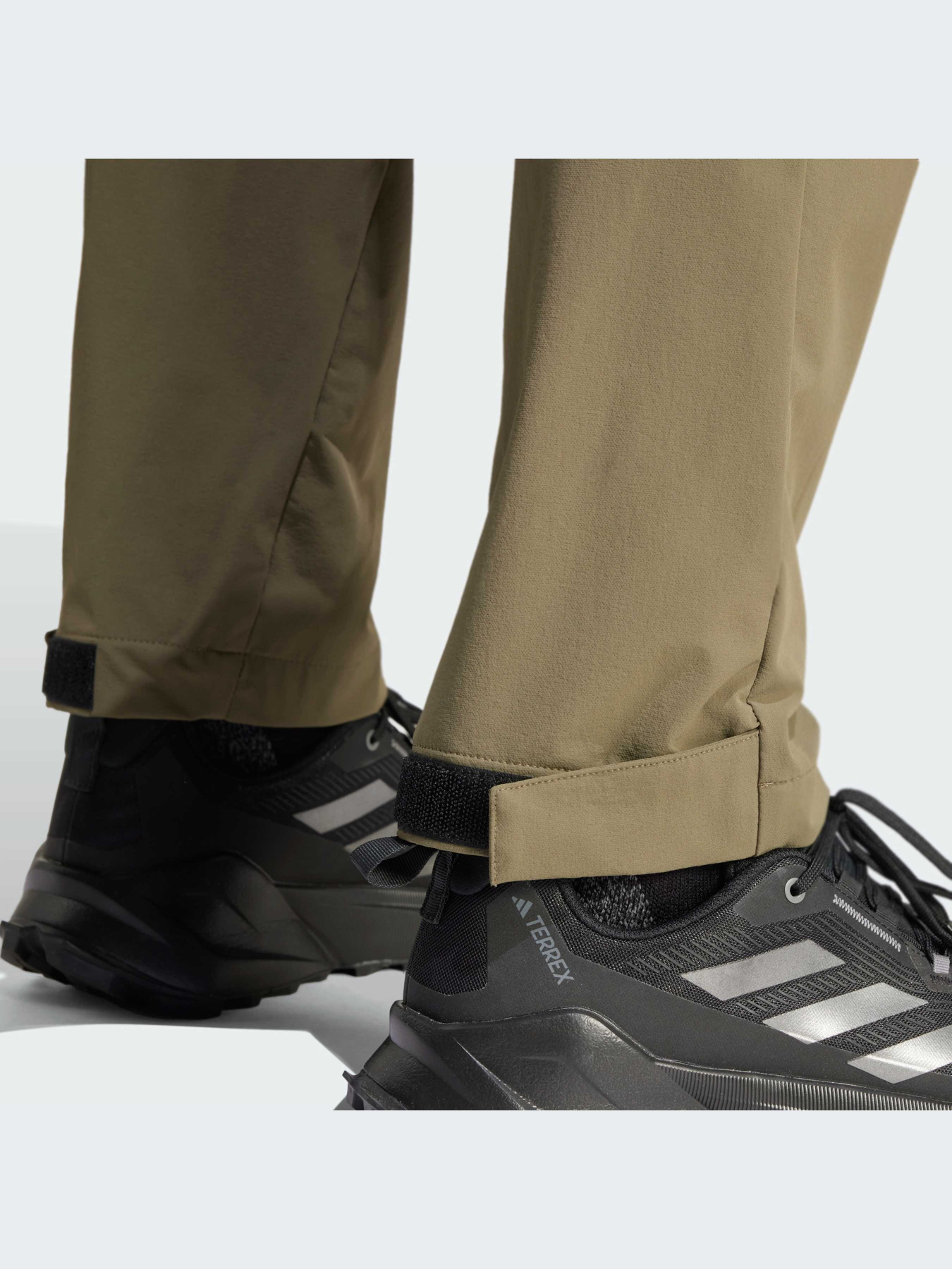 Спортивні штани Adidas модель IK3533 Фото