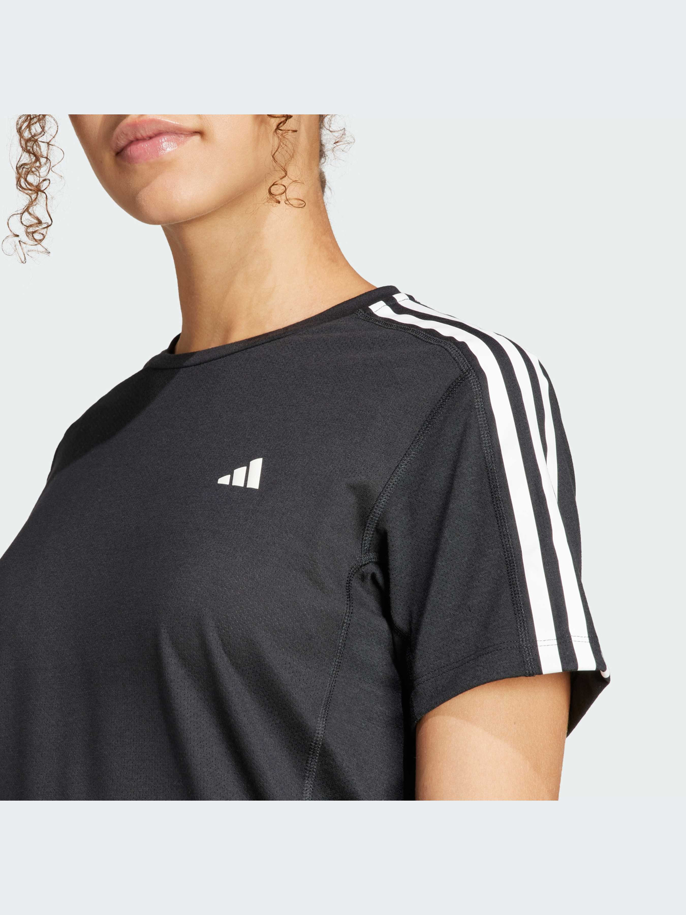 Спортивна футболка Adidas 3 Stripes модель IQ3875 Фото