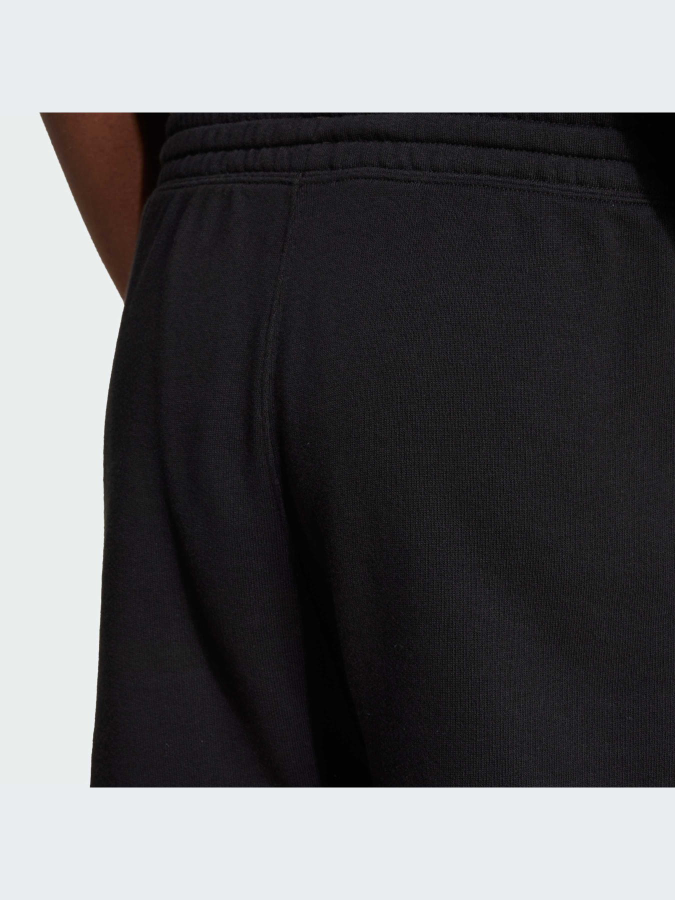 Шорты Adidas модель IX1247 Фото