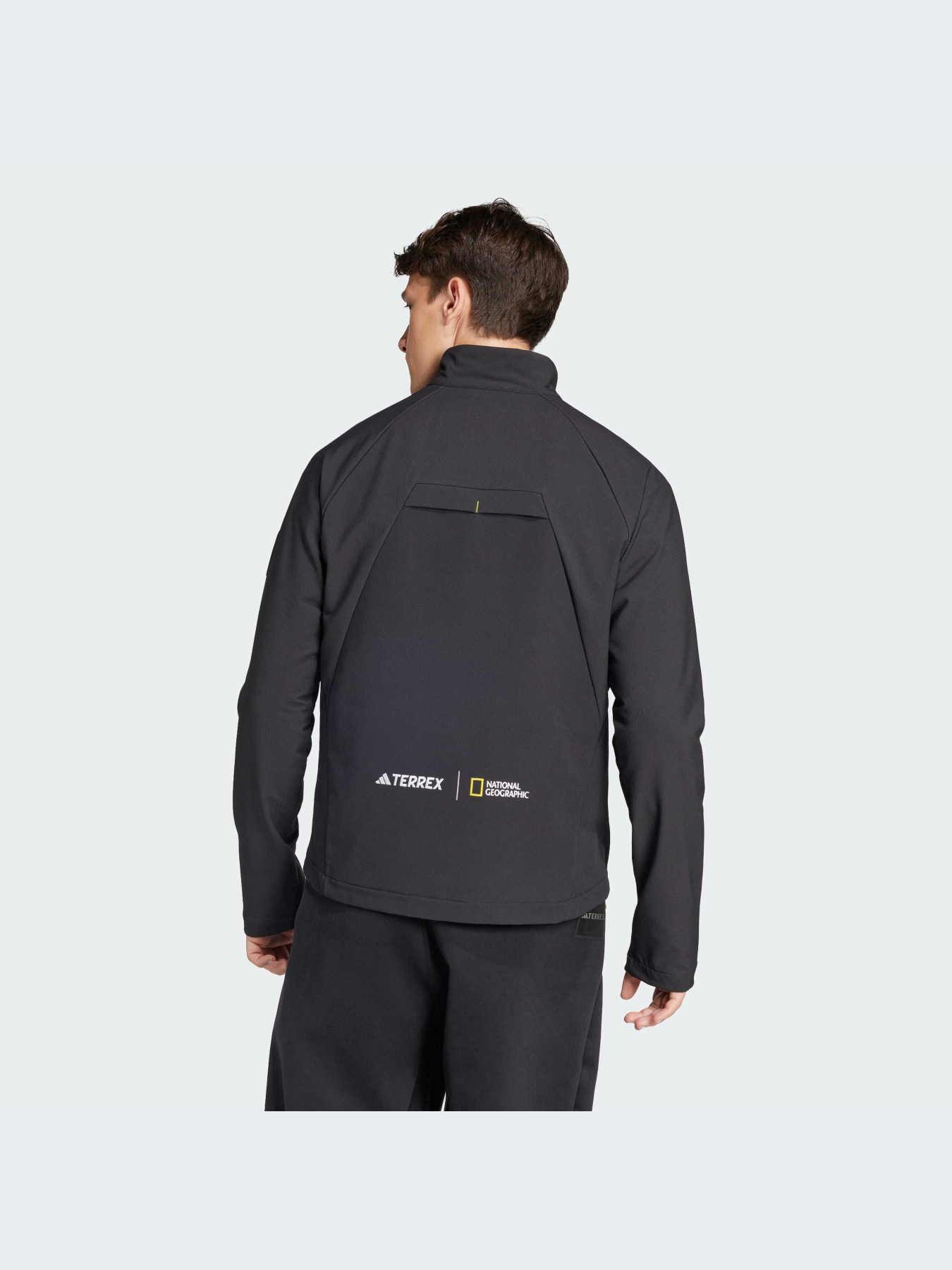 Вітровка Adidas модель IX7920 Фото