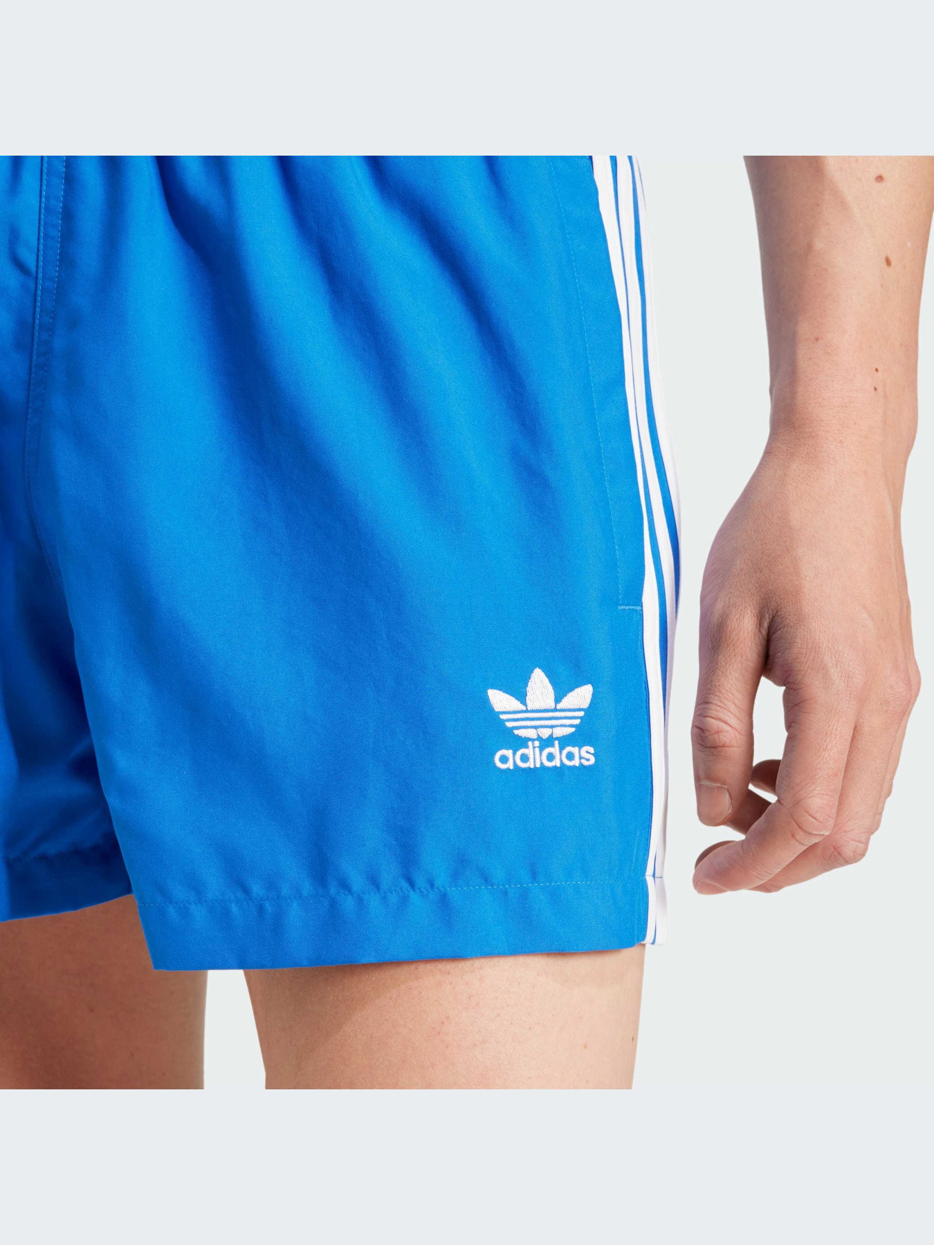 Шорти для плавання Adidas Adicolor модель IY1550 Шорти для плавання Adidas Adicolor модель IY1550 Фото