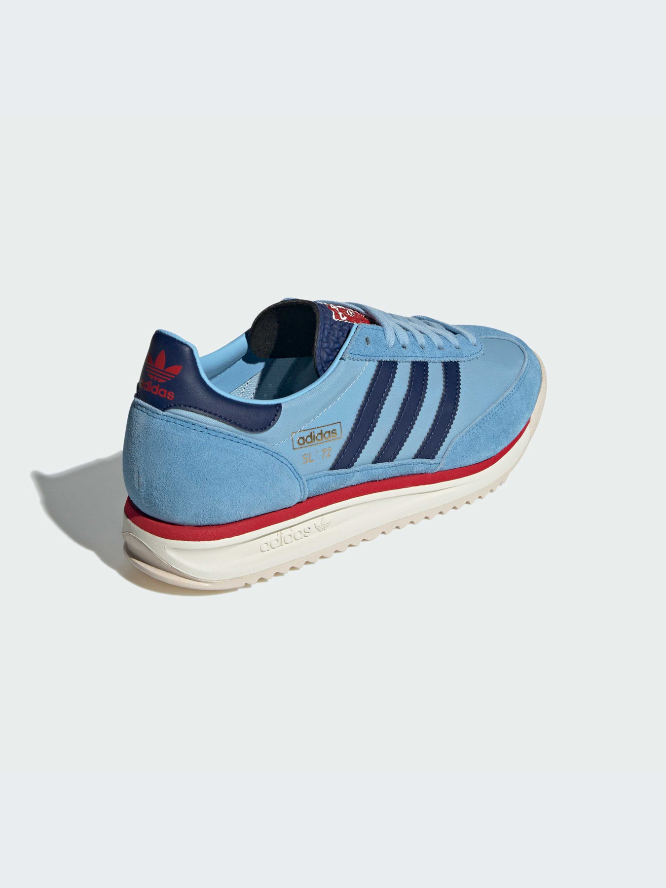 Кроссовки повседневные Adidas модель IG4649 Кроссовки повседневные Adidas модель IG4649 Фото