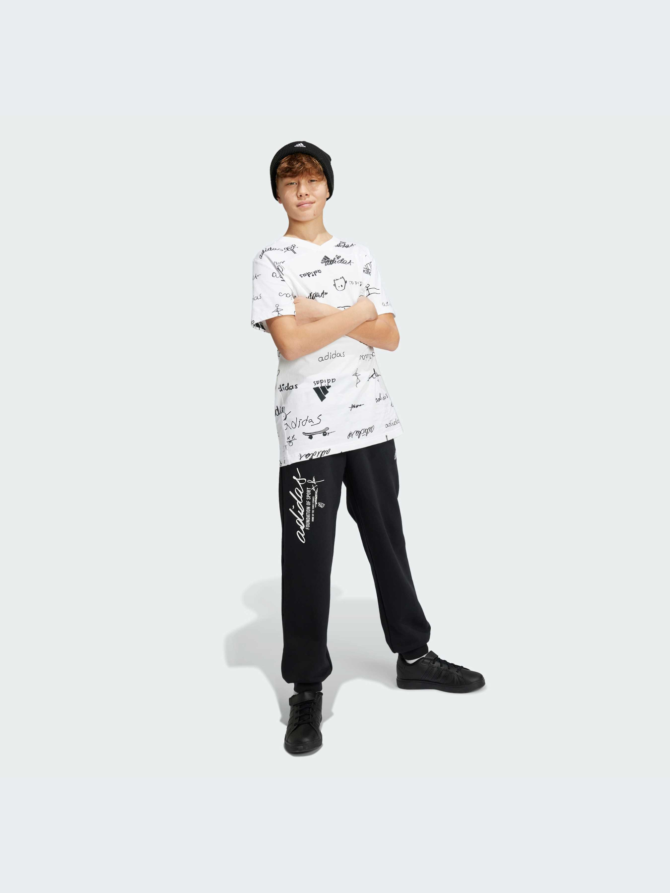 Джоггеры Adidas модель IV9425 Джоггеры Adidas модель IV9425 Фото