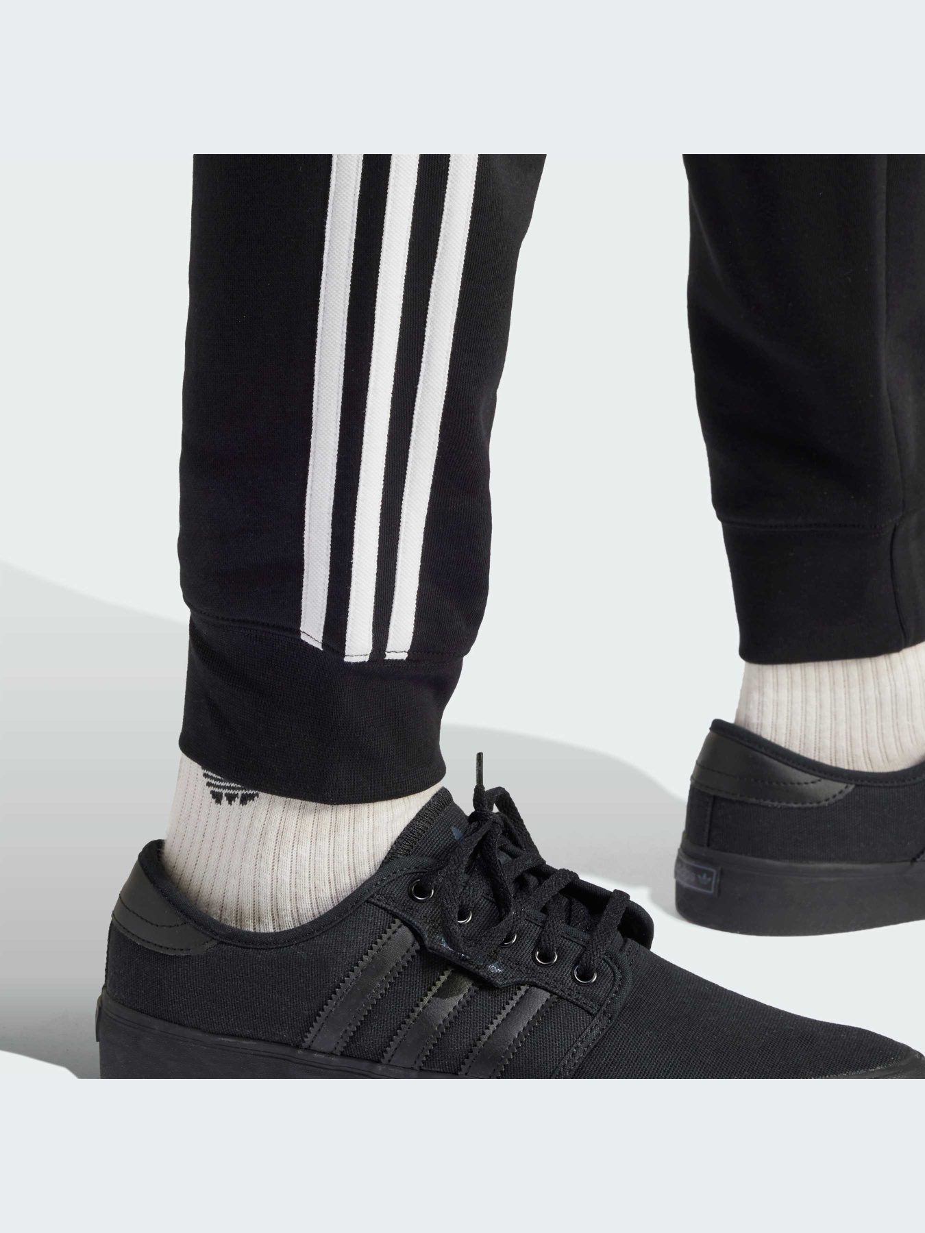 Джоггеры Adidas Adicolor модель IU2353 Фото