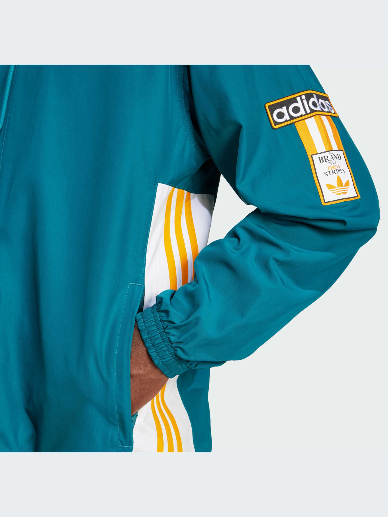 Ветровка Adidas Adicolor модель IW5811 Фото