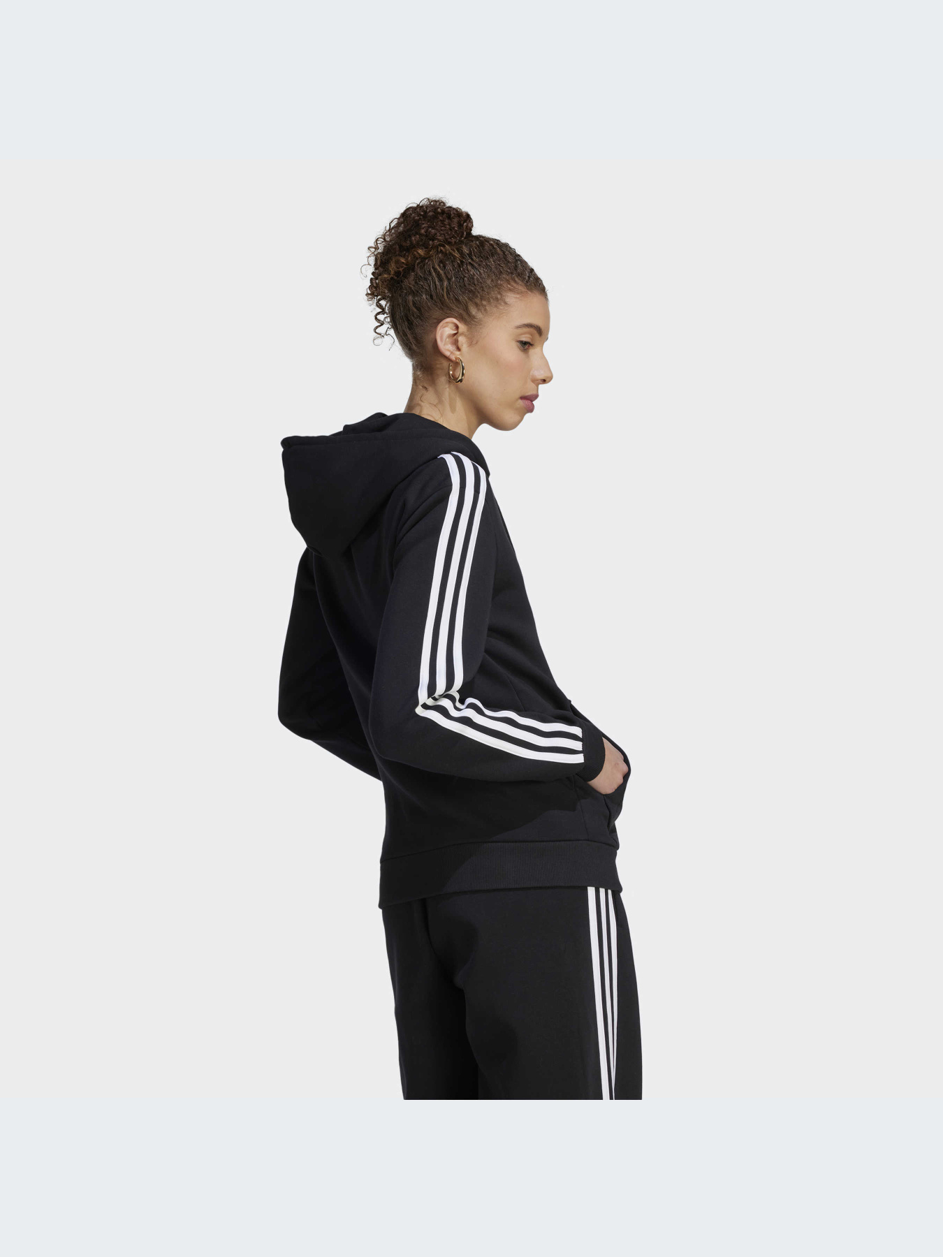 Худи и свитшоты Adidas модель HZ5743-KZ Фото