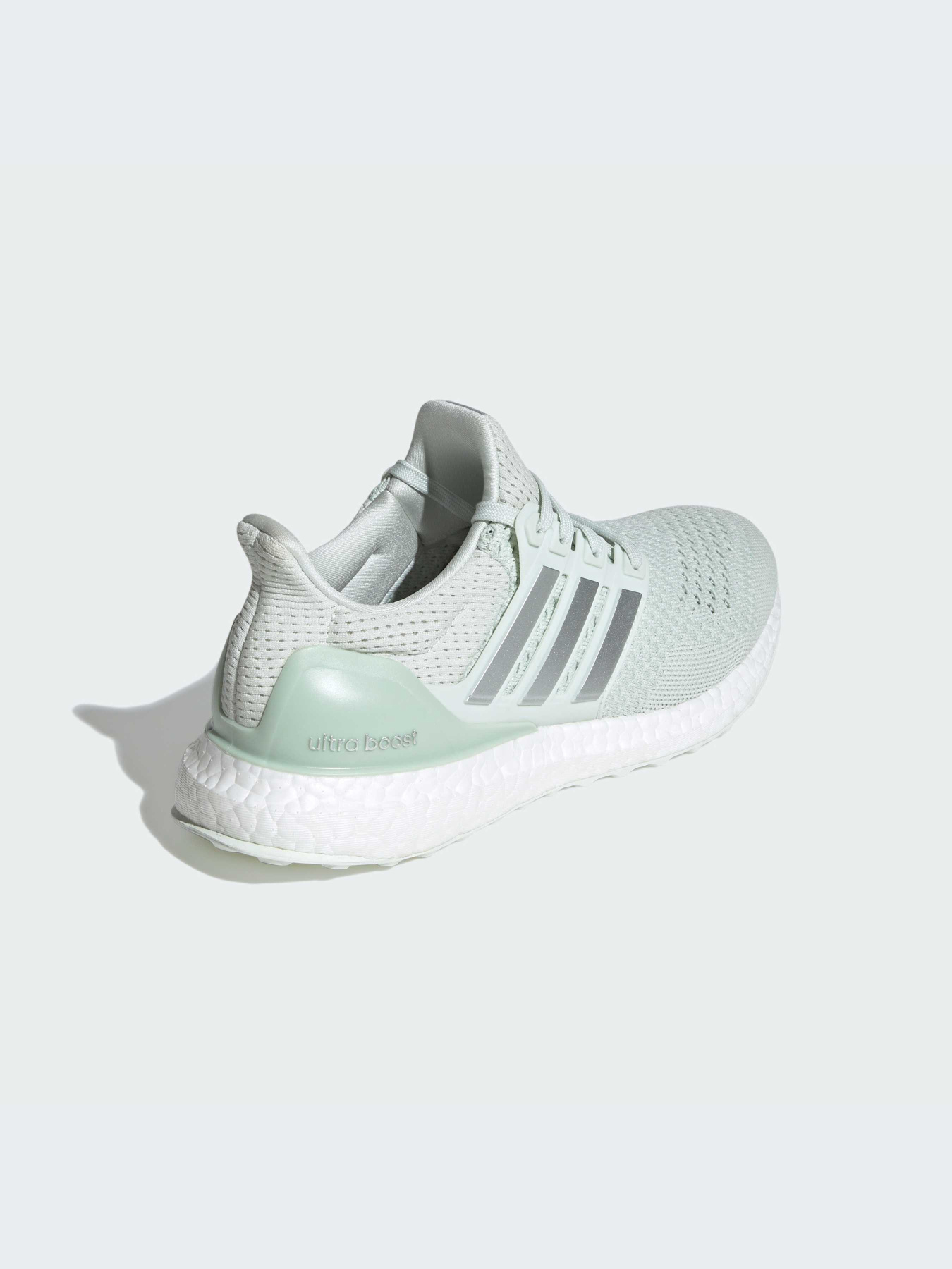 Кроссовки Adidas Ultraboost модель ID5882-KZ Фото
