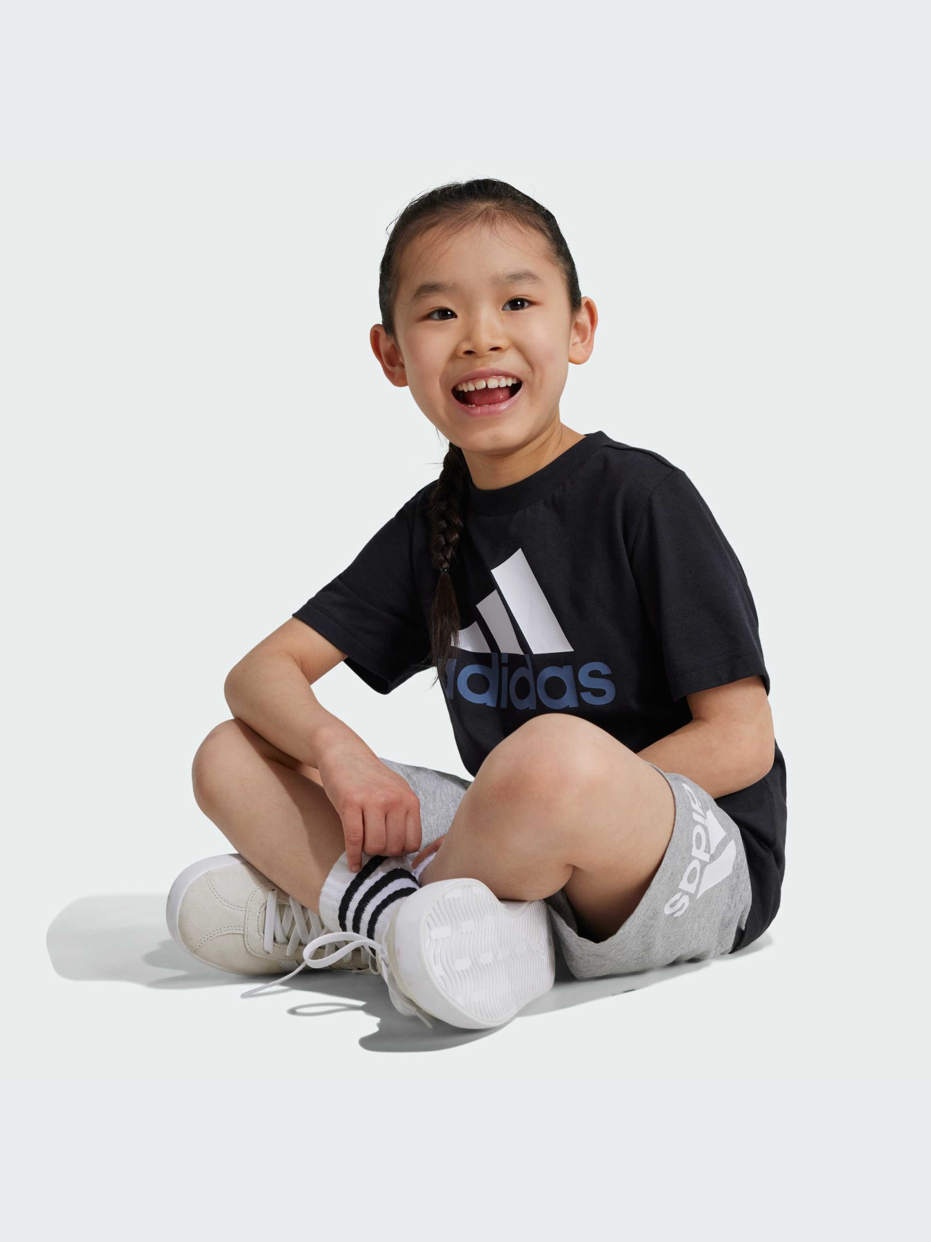 Костюмы Adidas модель IX7325-KZ Фото