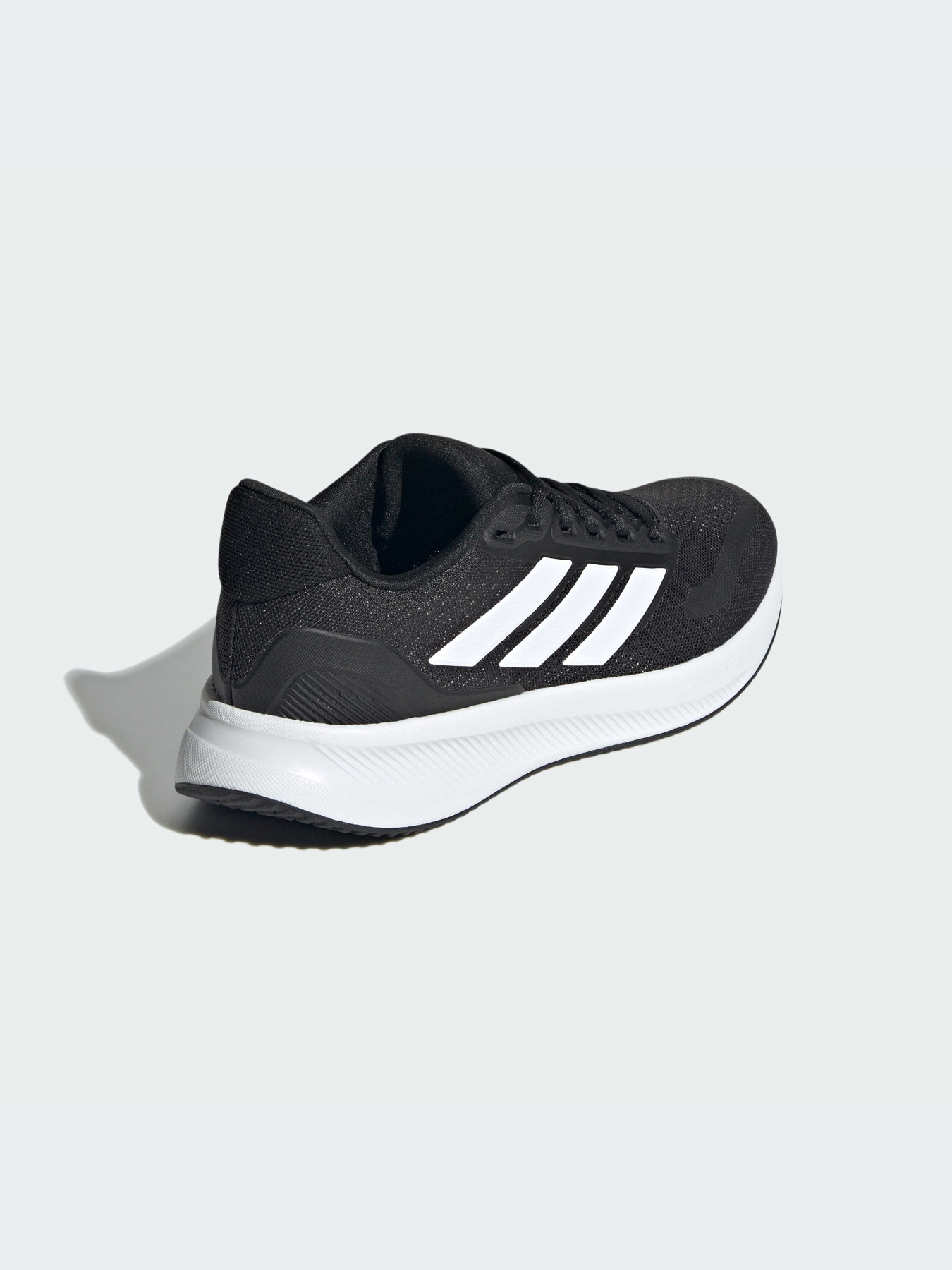 Кроссовки Adidas модель IE8589-KZ Фото