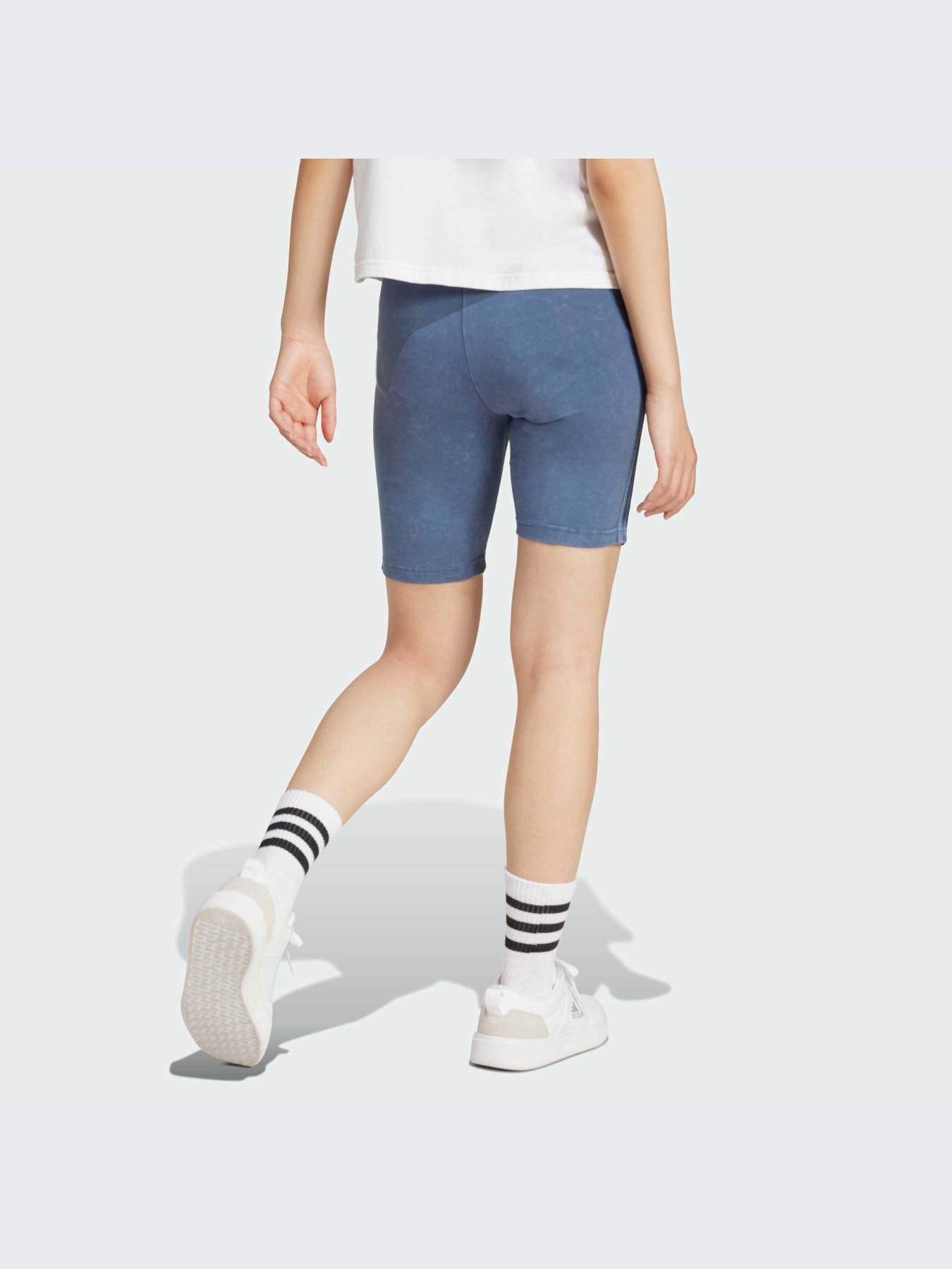 Шорты Adidas модель IQ3686-KZ Фото