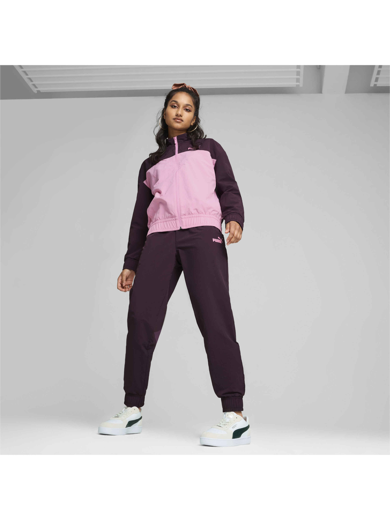 Спортивный костюм PUMA Woven Suit модель 683205 Фото