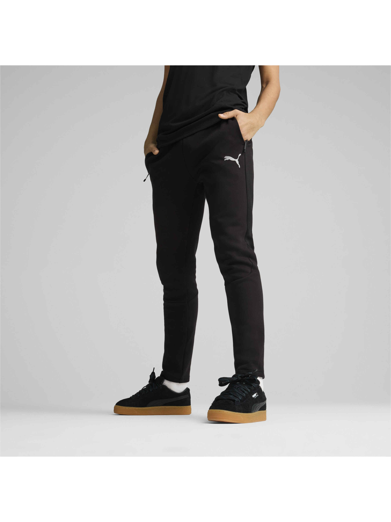 Брюки повседневные PUMA Evostripe Pants модель 681702 Фото