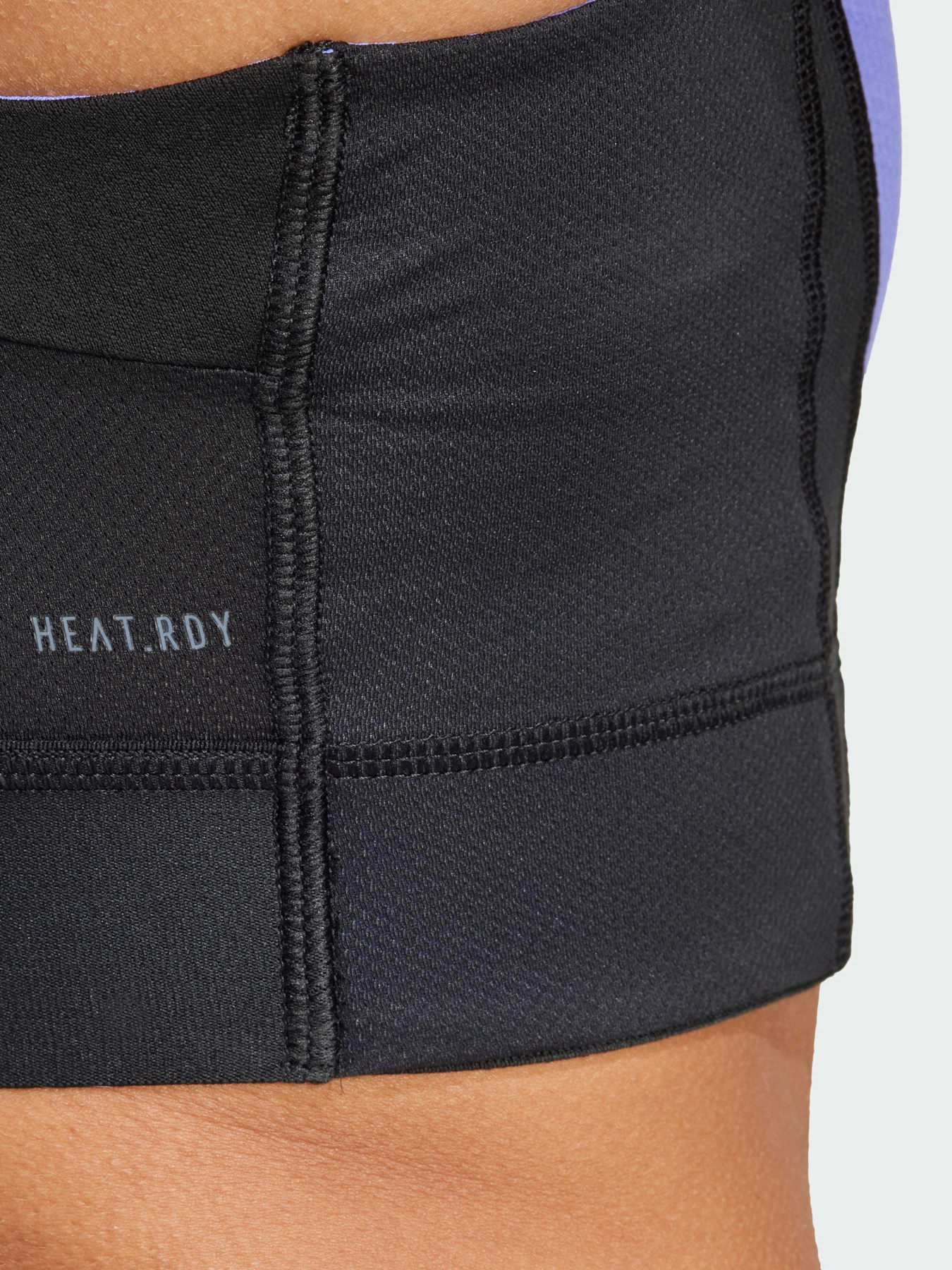 Топ спортивный Adidas модель IW3771 Фото