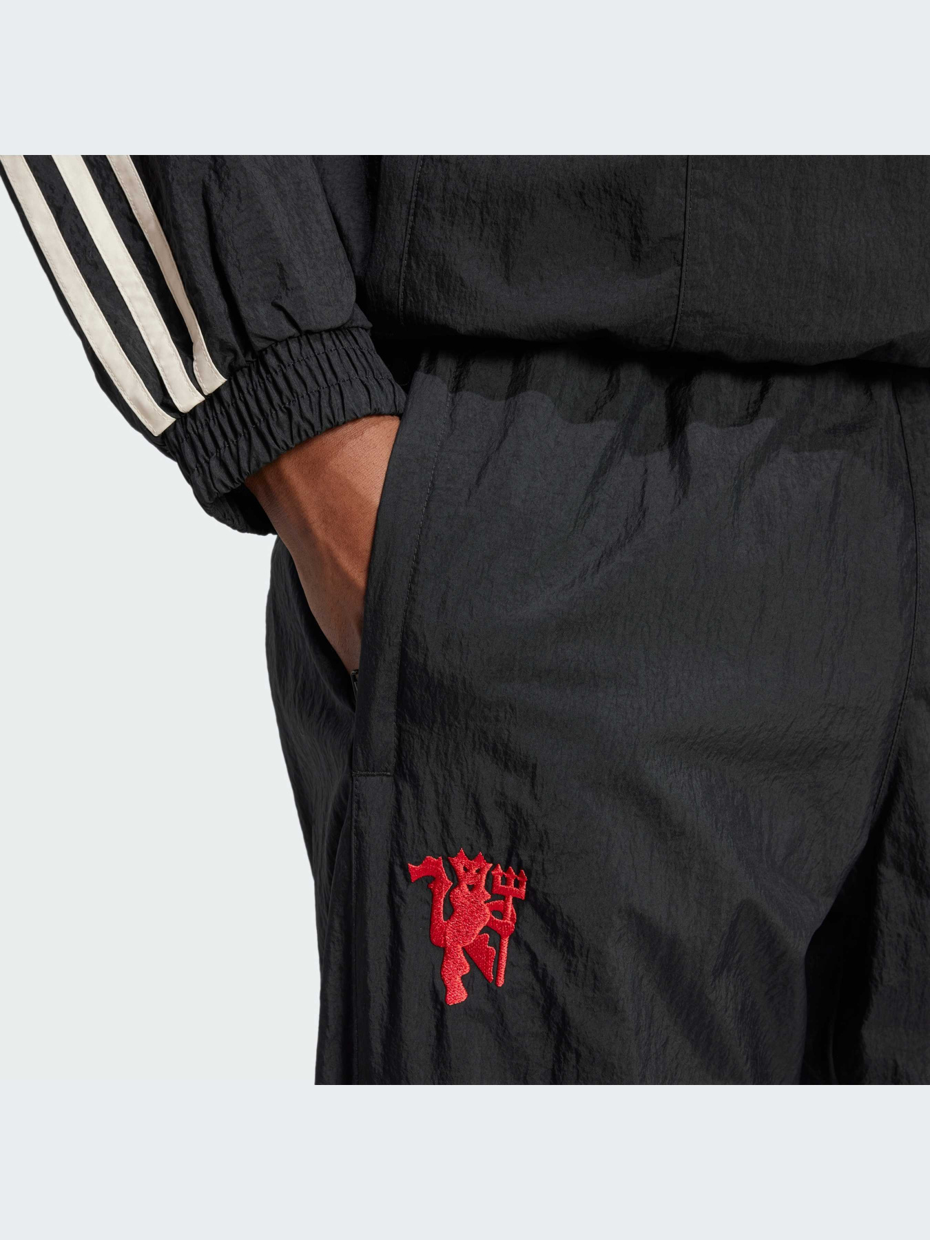 Повсякденні штани Adidas модель IS6527 Фото