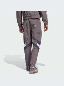 Повсякденні штани Adidas модель JI9480 Повсякденні штани Adidas модель JI9480 Фото