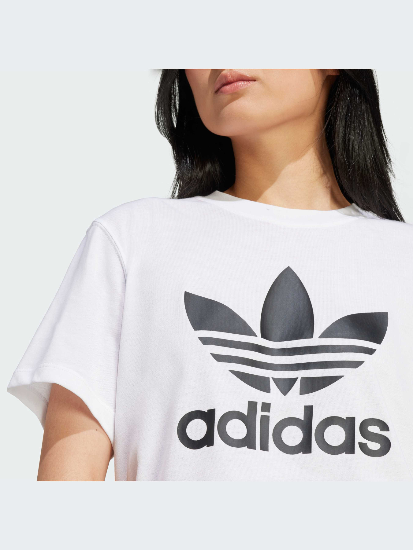 Футболка Adidas Adicolor модель IN8441 Футболка Adidas Adicolor модель IN8441 Фото