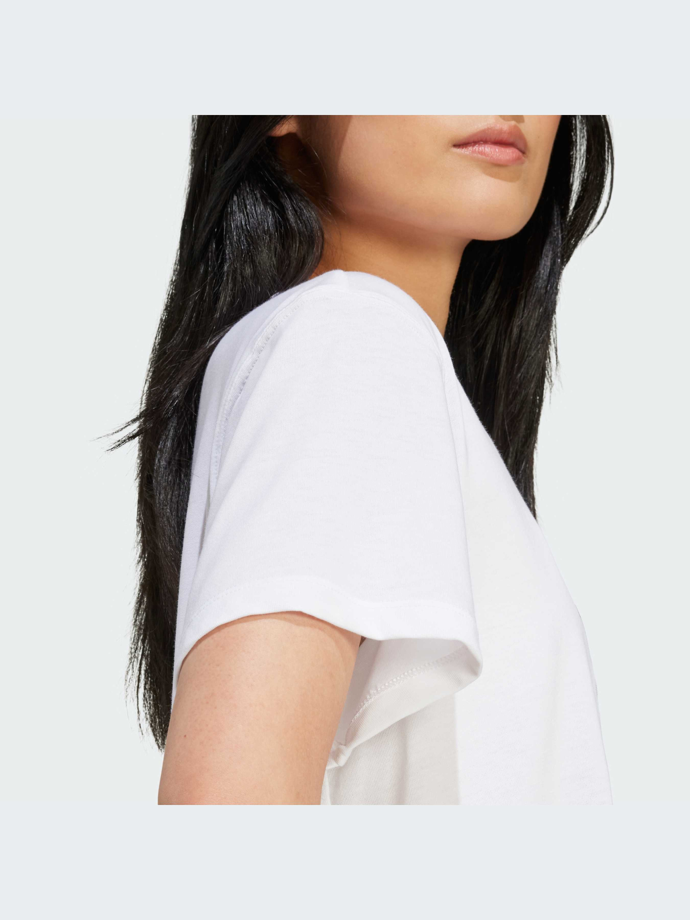 Футболка Adidas Adicolor модель IN8441 Футболка Adidas Adicolor модель IN8441 Фото