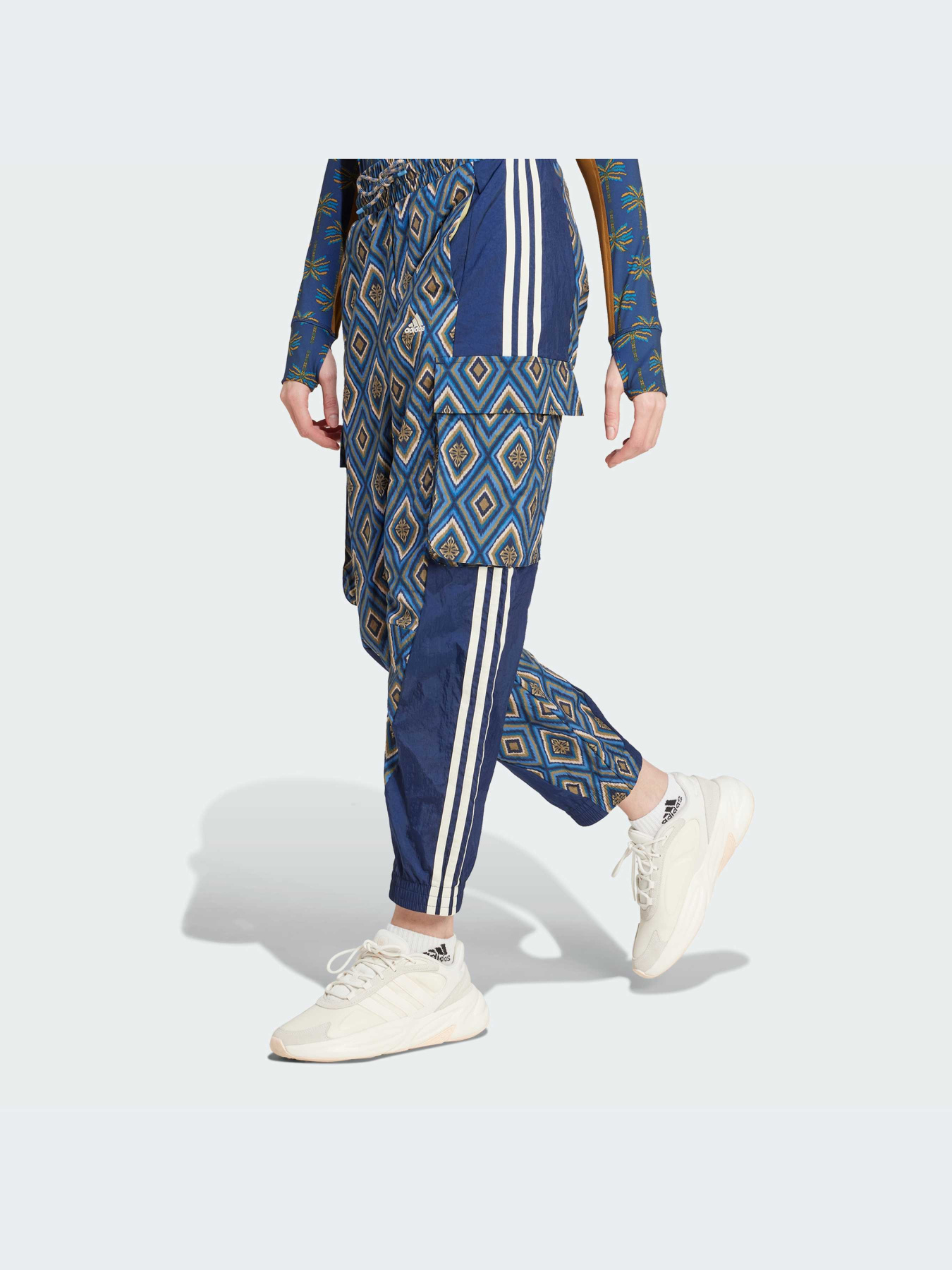 Карго Adidas модель IV9760 Фото