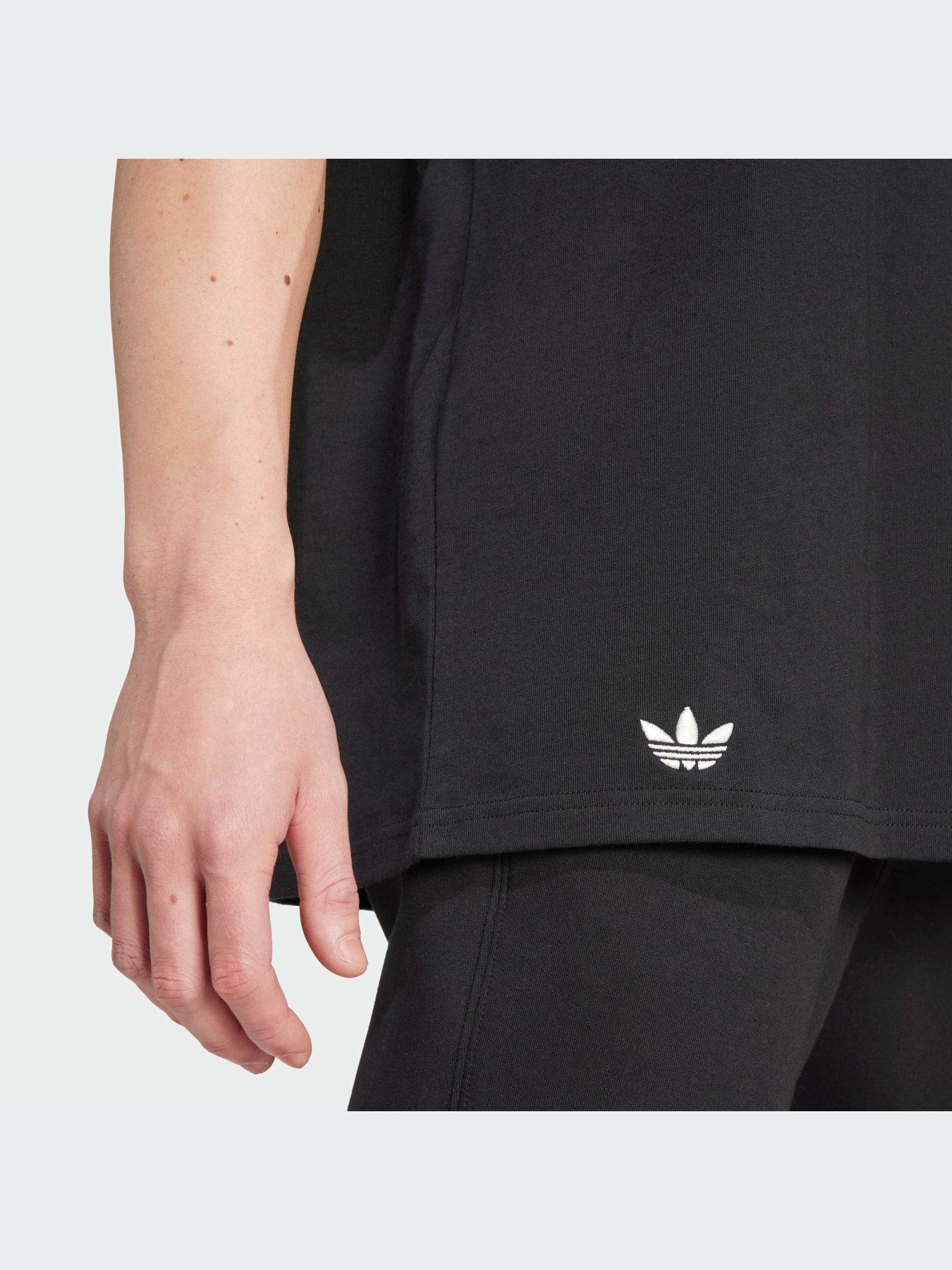 Футболка Adidas Adicolor модель IW0972 Фото