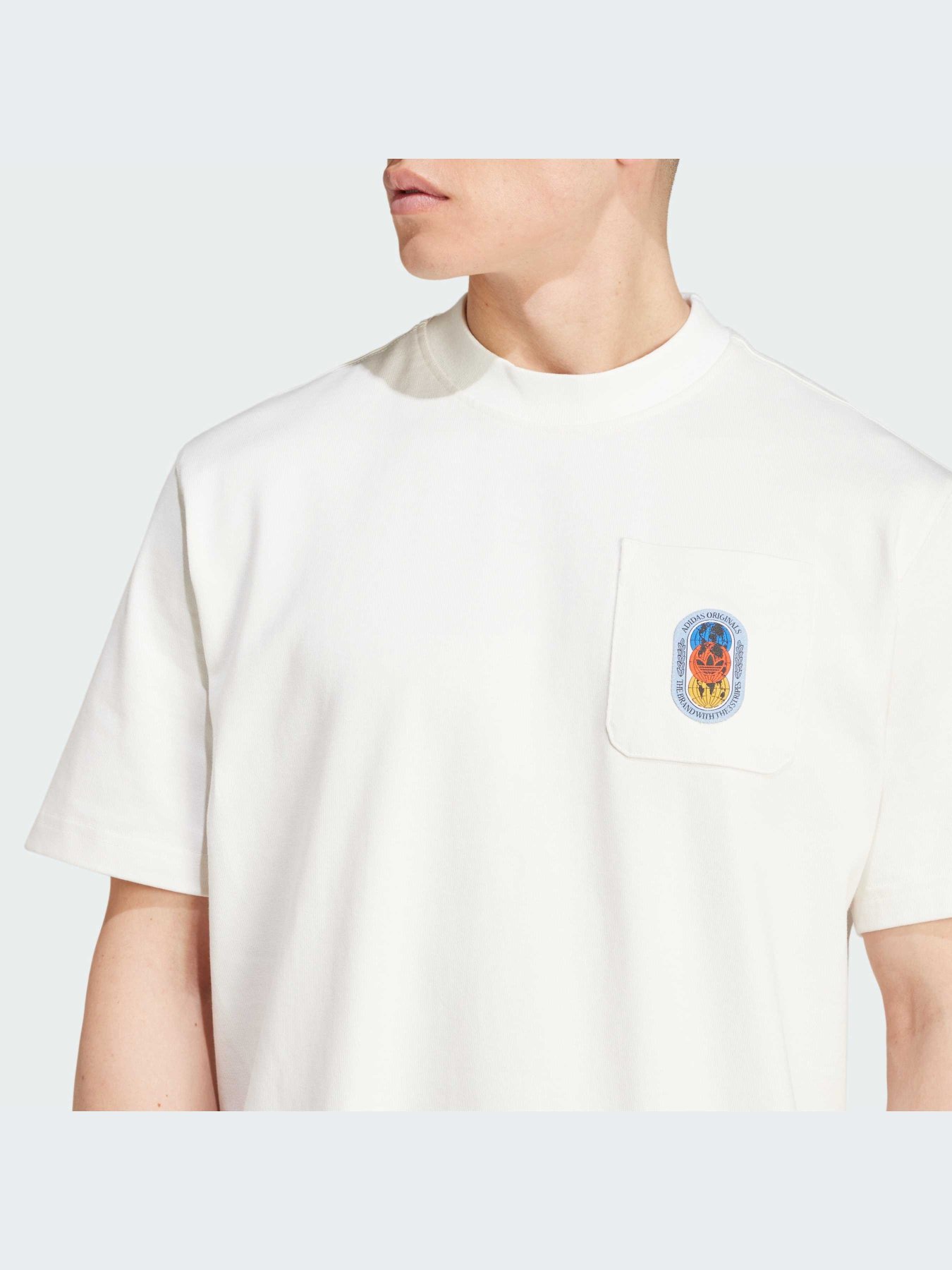 Футболка Adidas Graphics модель IX6754 Фото