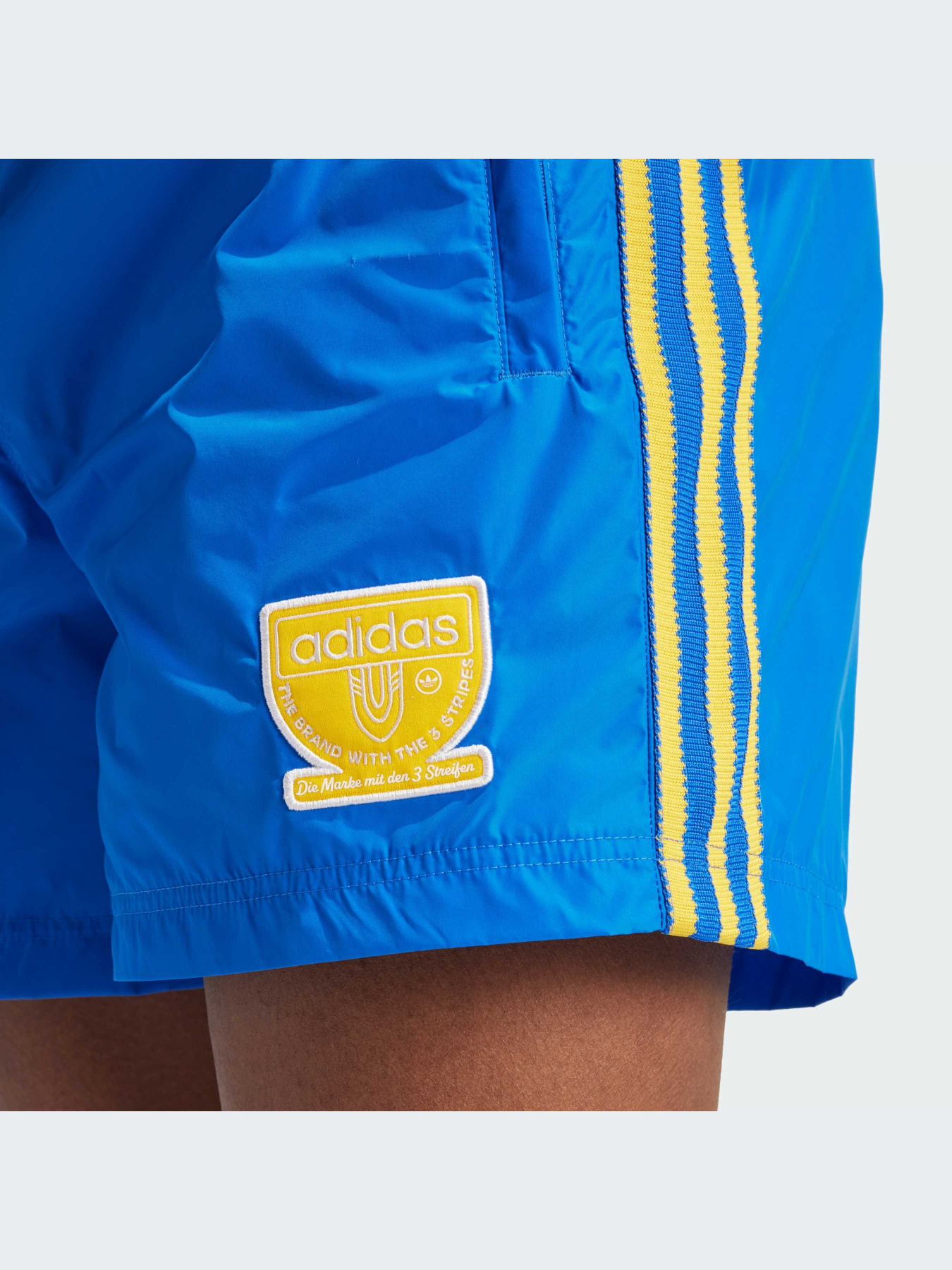 Шорты Adidas модель IW3238 Фото