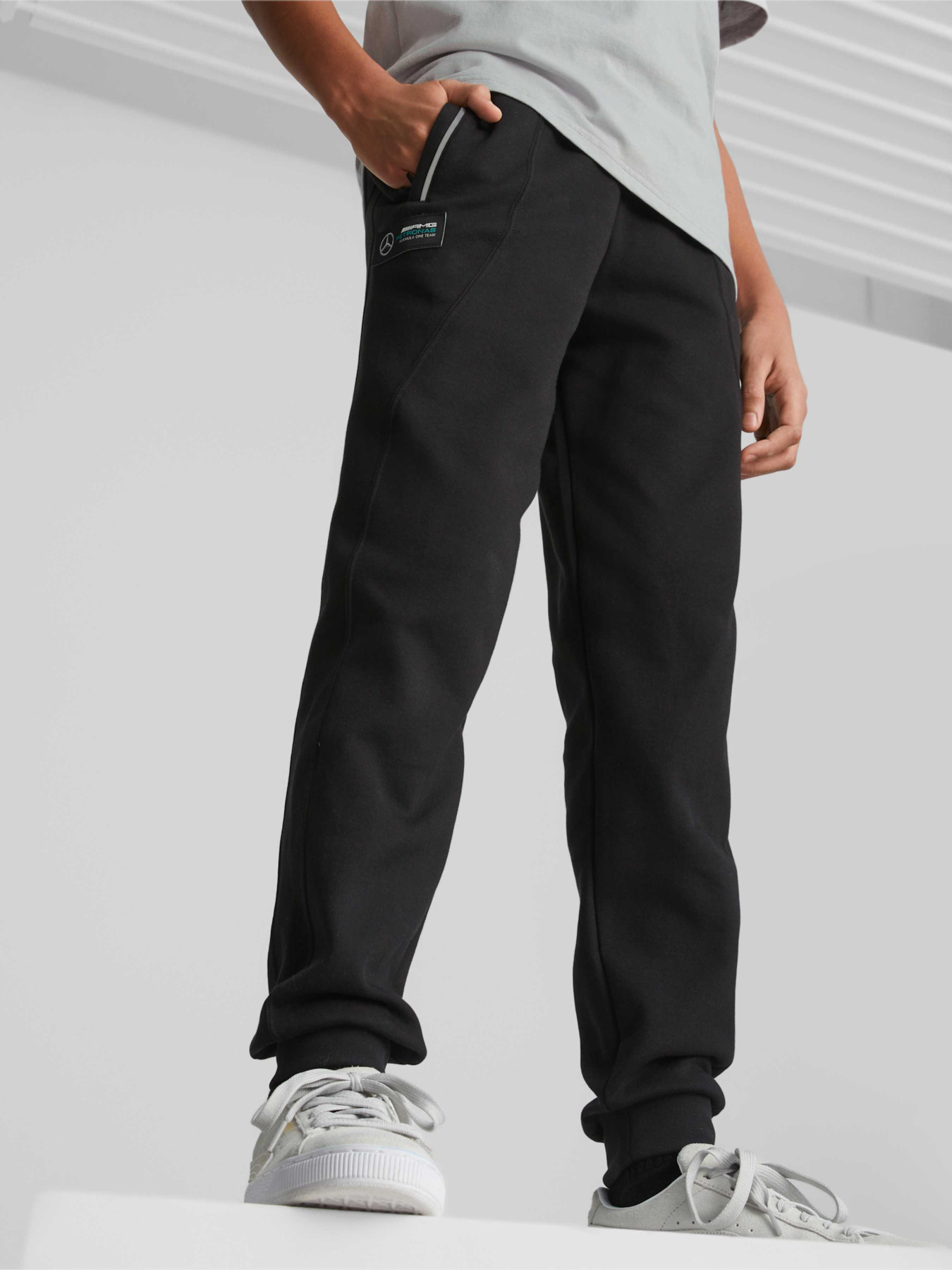 Спортивні штани PUMA Mapf1 Kids Sweat Pants модель 538490 Фото