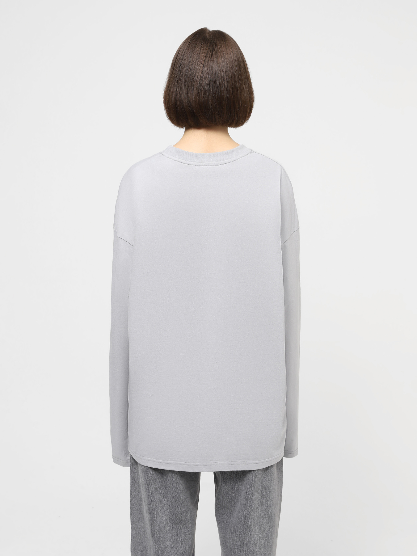 Лонгслив Ейсік Оверсайз модель LonhslivSvitlosiryi Фото