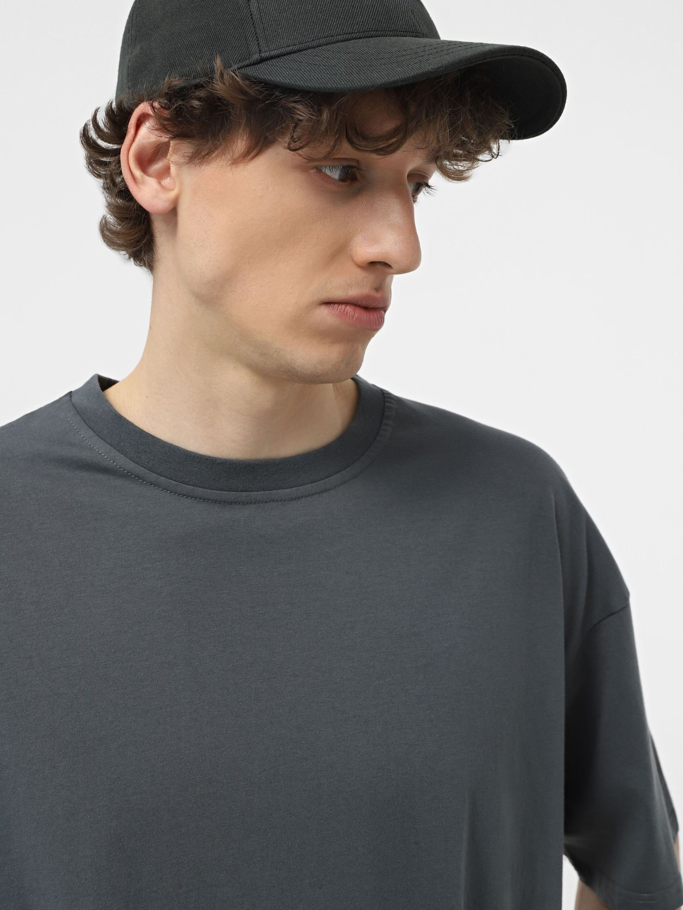 Футболка Ейсік Оверсайз модель TemnoSira Фото