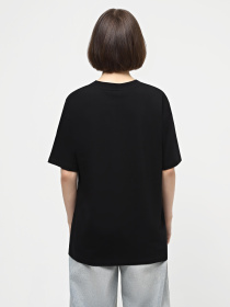 Футболка Ейсік Оверсайз модель Chorna Фото