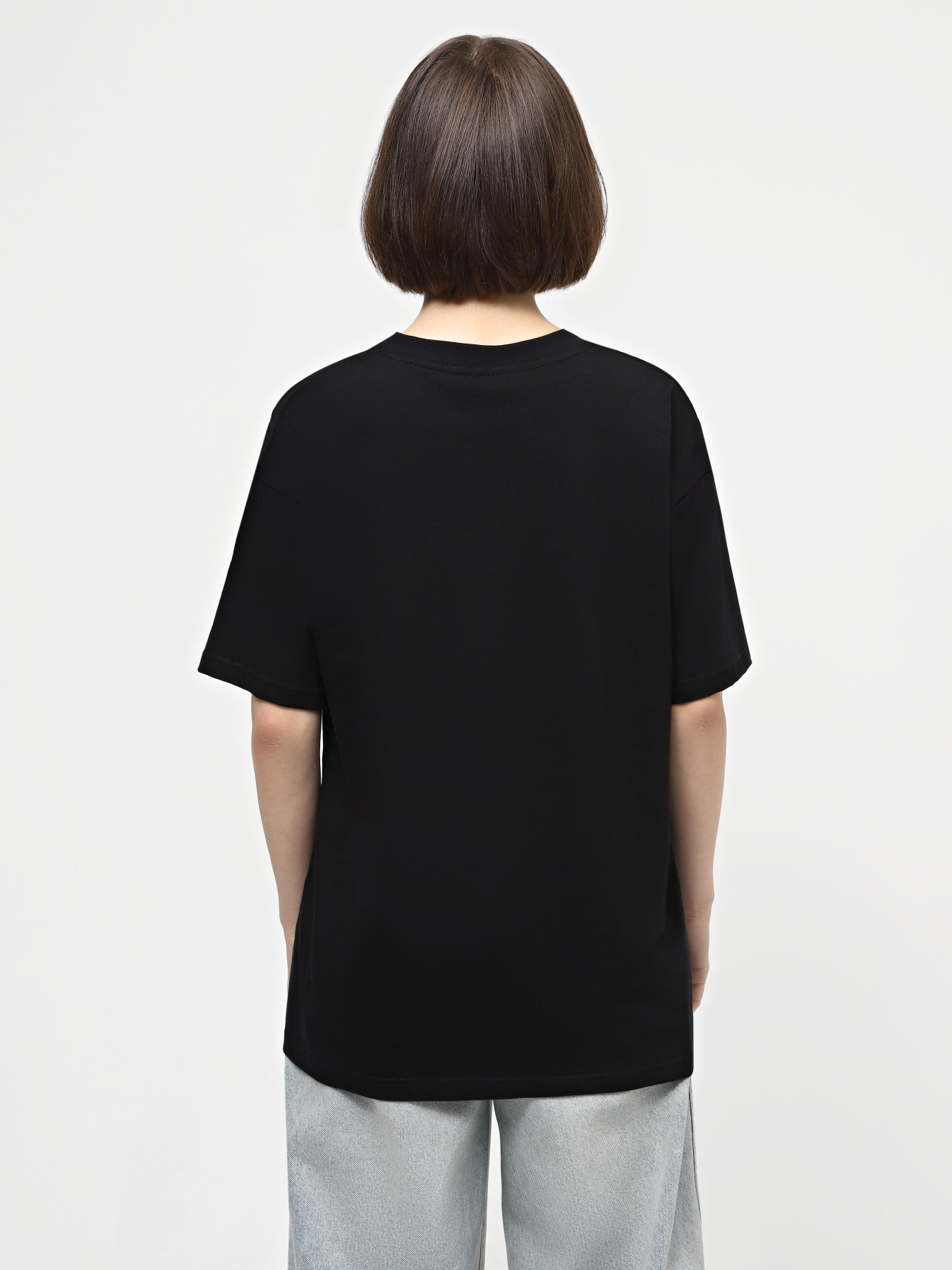 Футболка Ейсік Оверсайз модель Chorna Фото