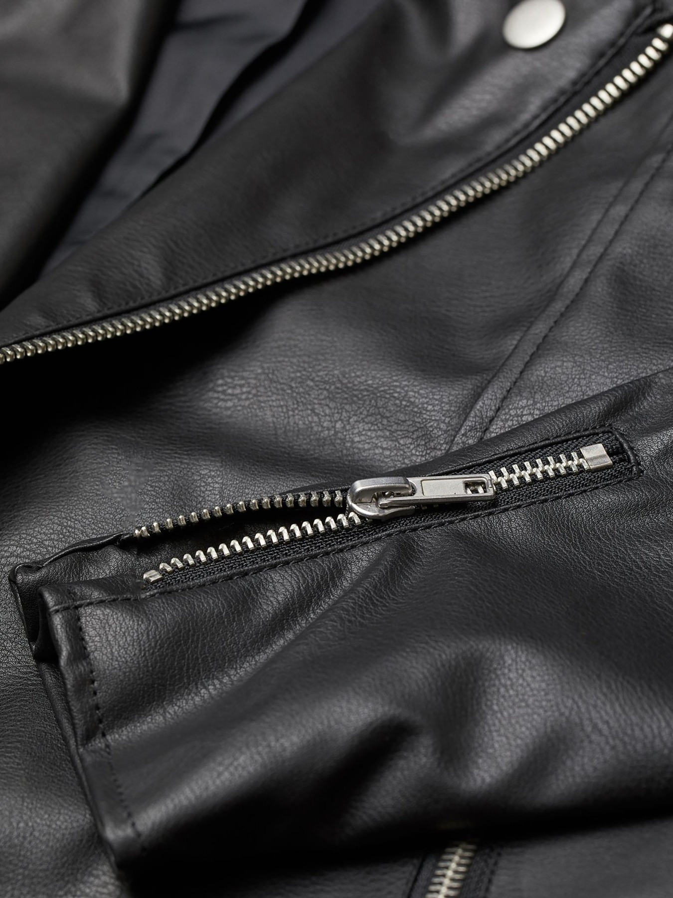 Шкіряна куртка H&M модель 74020 Фото