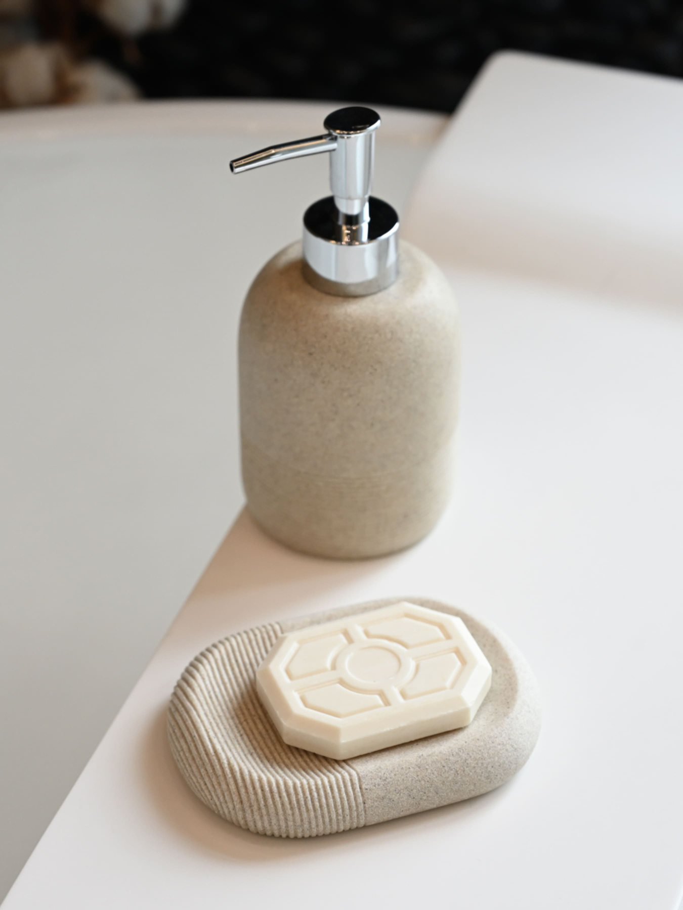 Набір аксесуарів для ванної кімнати бежевий Boston MBM HOME модель MVM-MH-12 BEIGE Набір аксесуарів для ванної кімнати бежевий Boston MBM HOME модель MVM-MH-12 BEIGE Фото