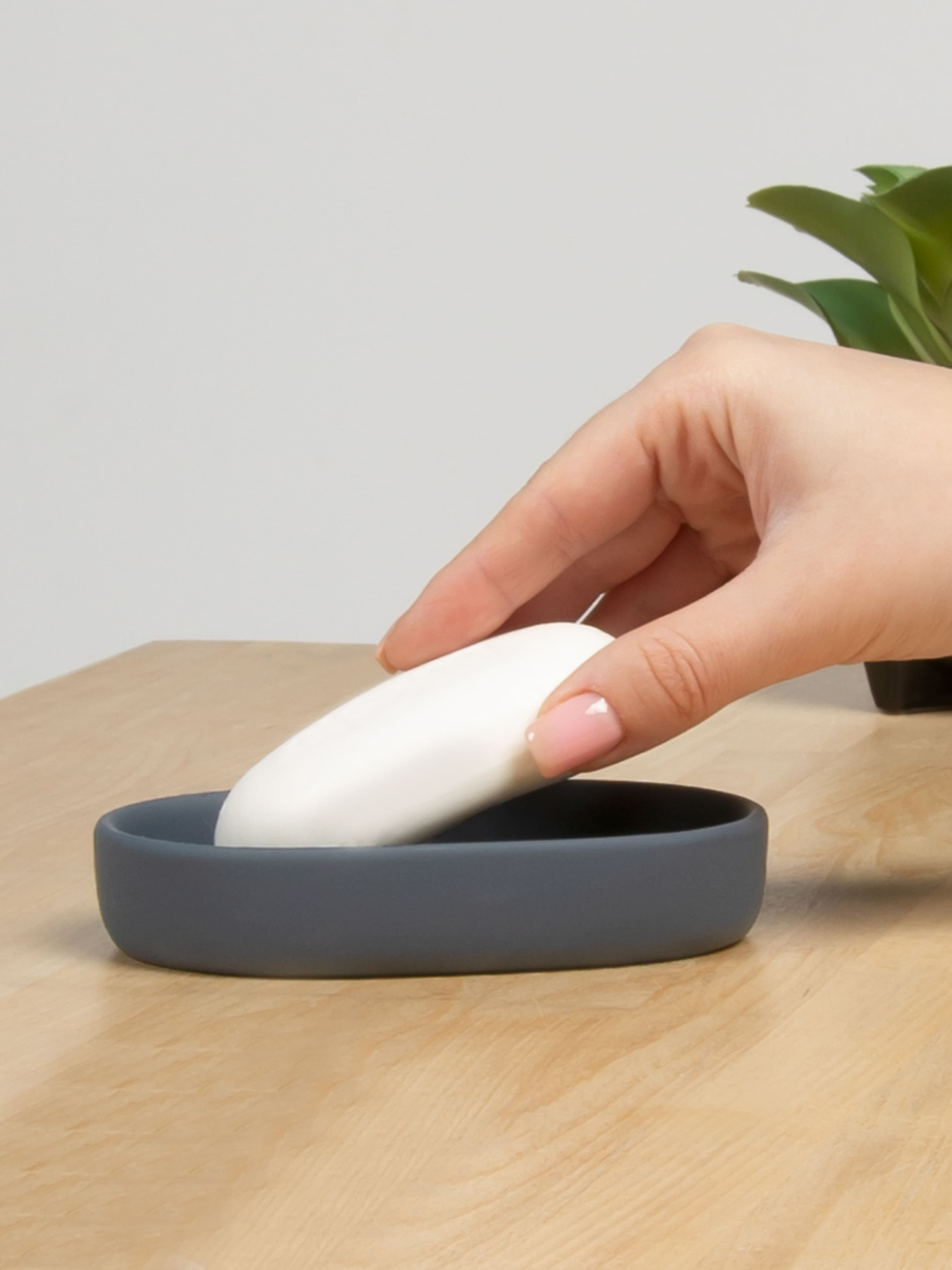 Набор аксессуаров для ванной комнаты серый Milan MBM HOME модель MVM-MH-23 GRAY Фото