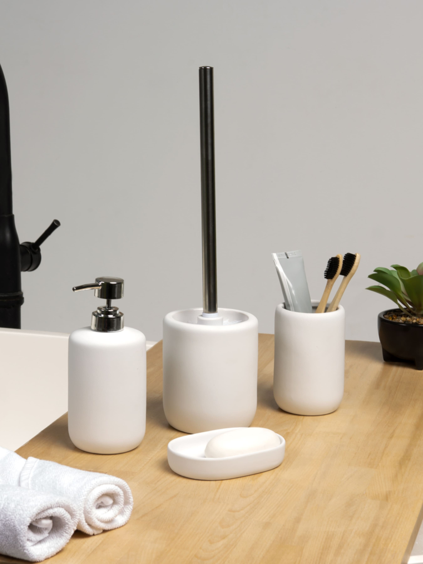 Набор аксессуаров для ванной комнаты белый Milan MBM HOME модель MVM-MH-23 WHITE Фото