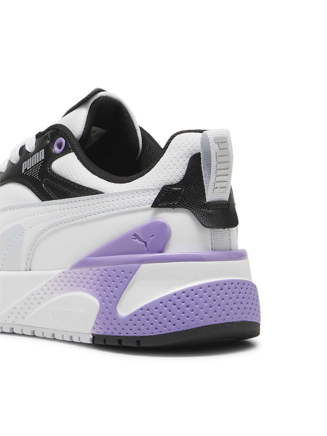 Кросівки повсякденні PUMA R78 Disrupt модель 397675 Фото