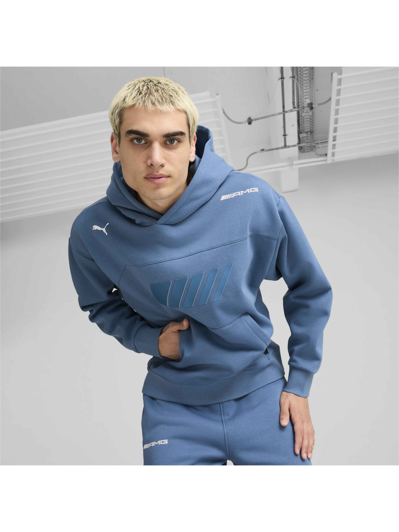 Худи PUMA Amg Statement Hoodie модель 627414 Худи PUMA Amg Statement Hoodie модель 627414 Фото