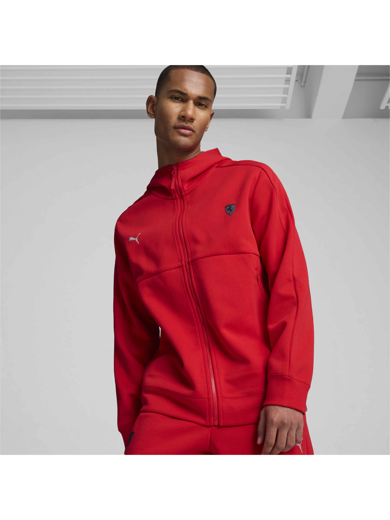 Спортивная кофта PUMA Ferrari Style Sweat Jacket модель 627094 Спортивная кофта PUMA Ferrari Style Sweat Jacket модель 627094 Фото