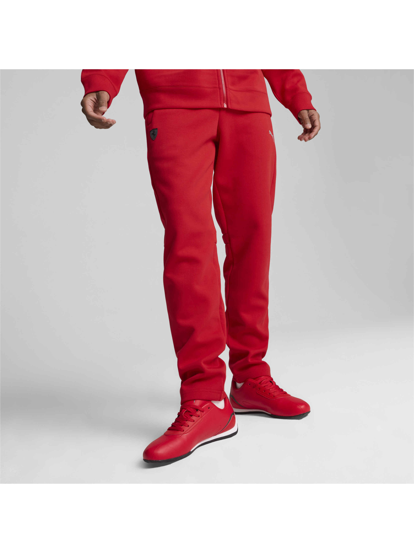 Штаны спортивные PUMA Ferrari Style Mt7+ Pants модель 627092 Фото