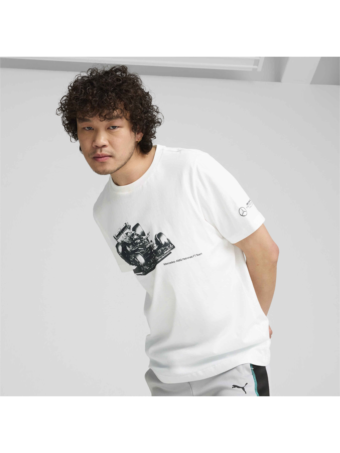 Футболка PUMA Mapf1 Ess Car Graphic Tee модель 627347 Фото