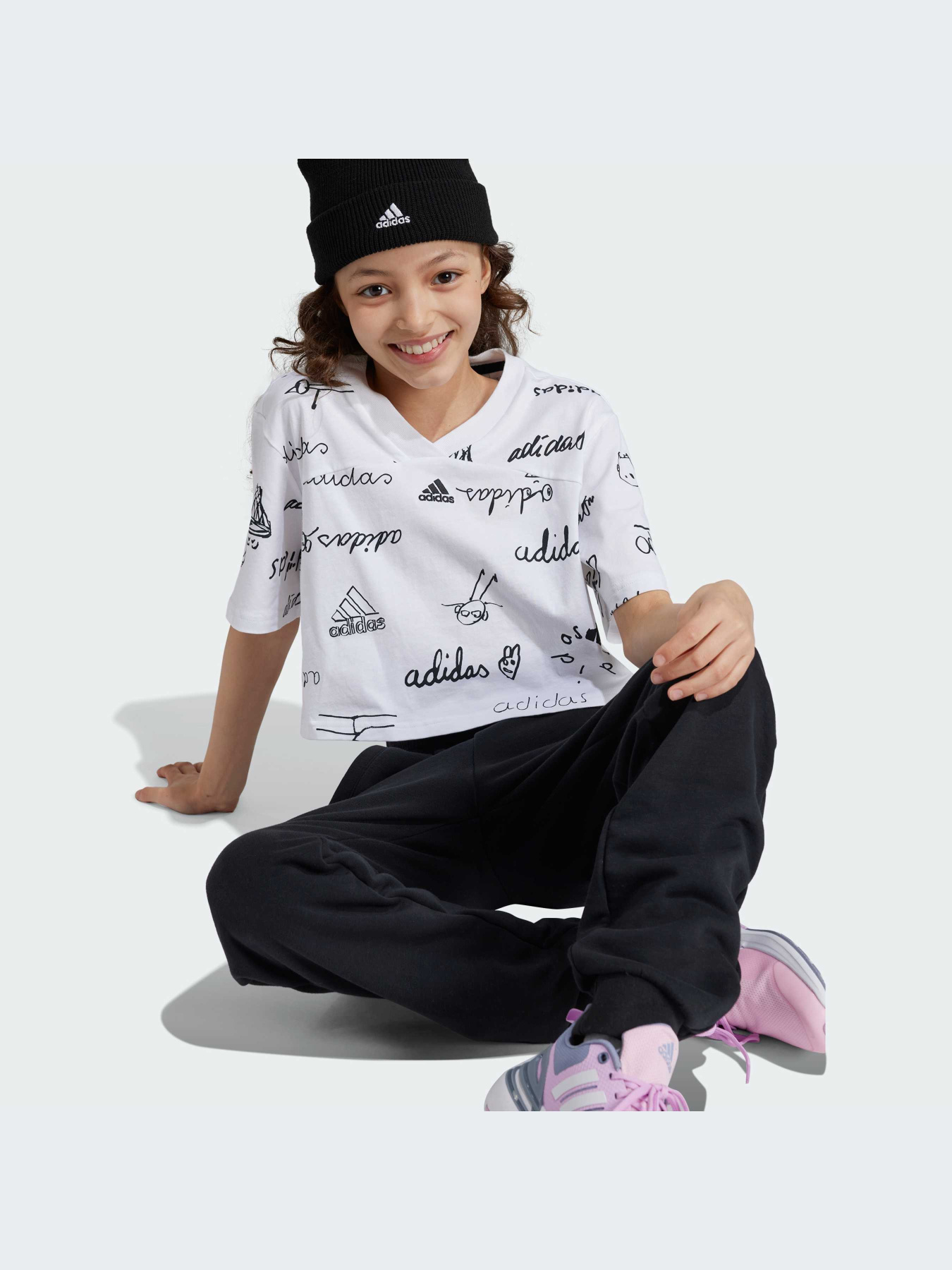 Топ Adidas модель IV9434 Фото