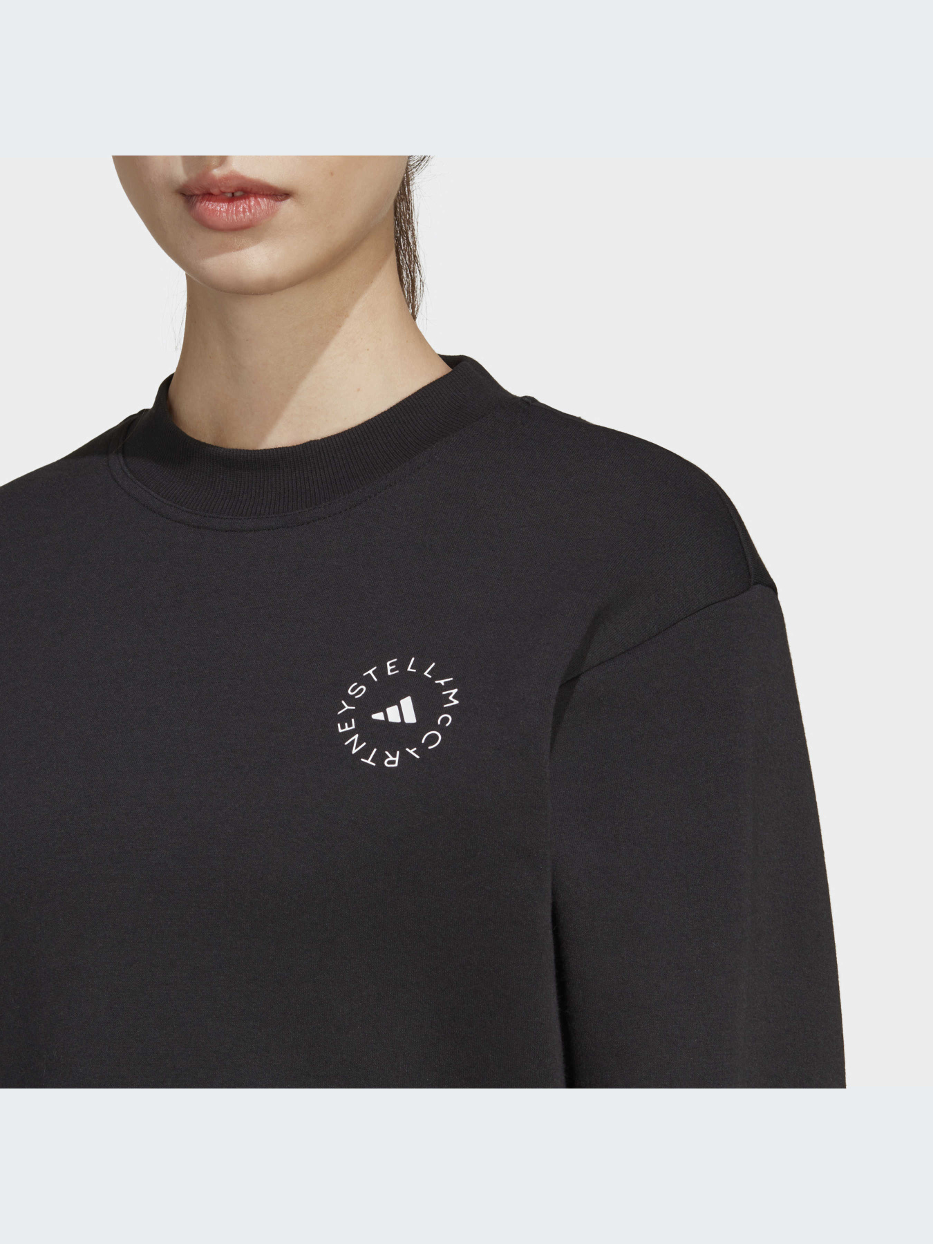 Свитшот Adidas модель HR9172 Свитшот Adidas модель HR9172 Фото