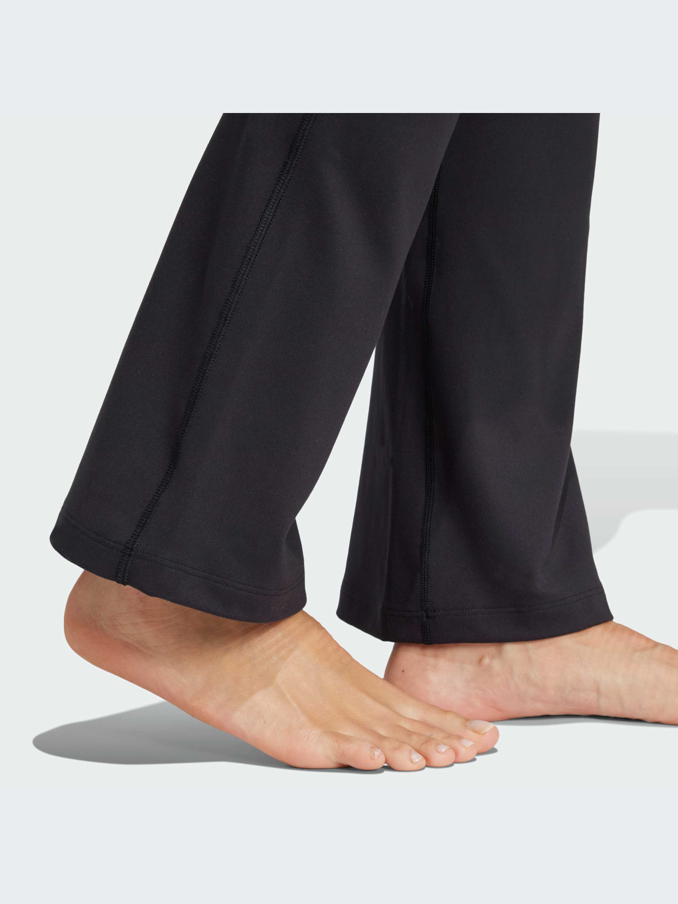 Штаны спортивные Adidas модель IV9265 Фото