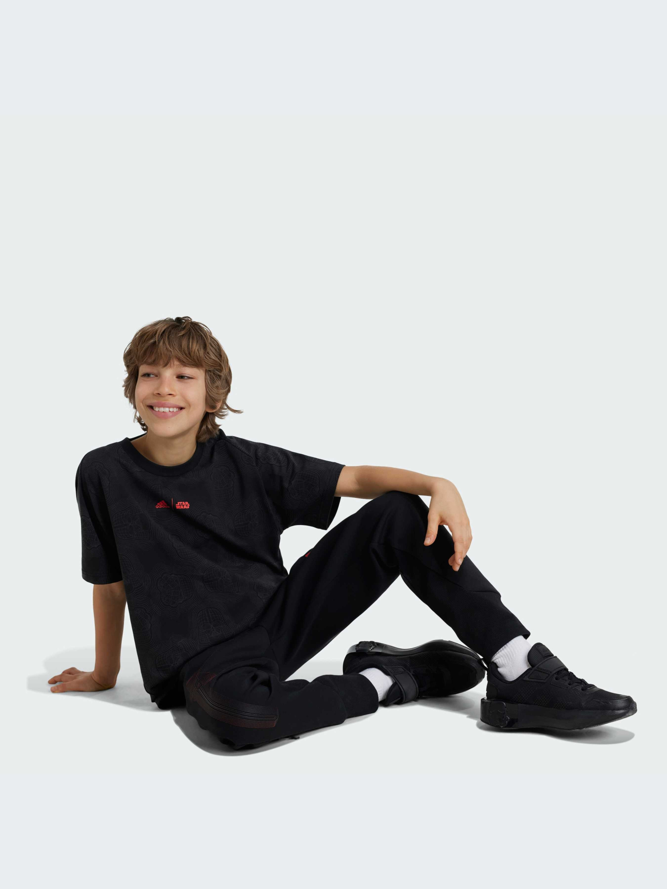 Футболка Adidas ZNE модель IV9637 Фото