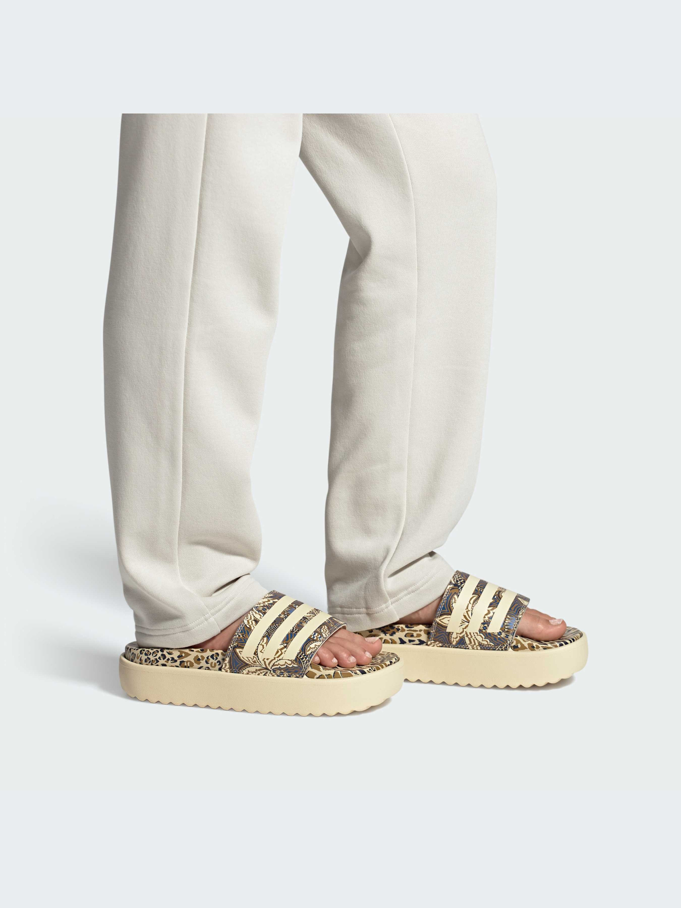 Шлепанцы Adidas модель IH0523 Фото